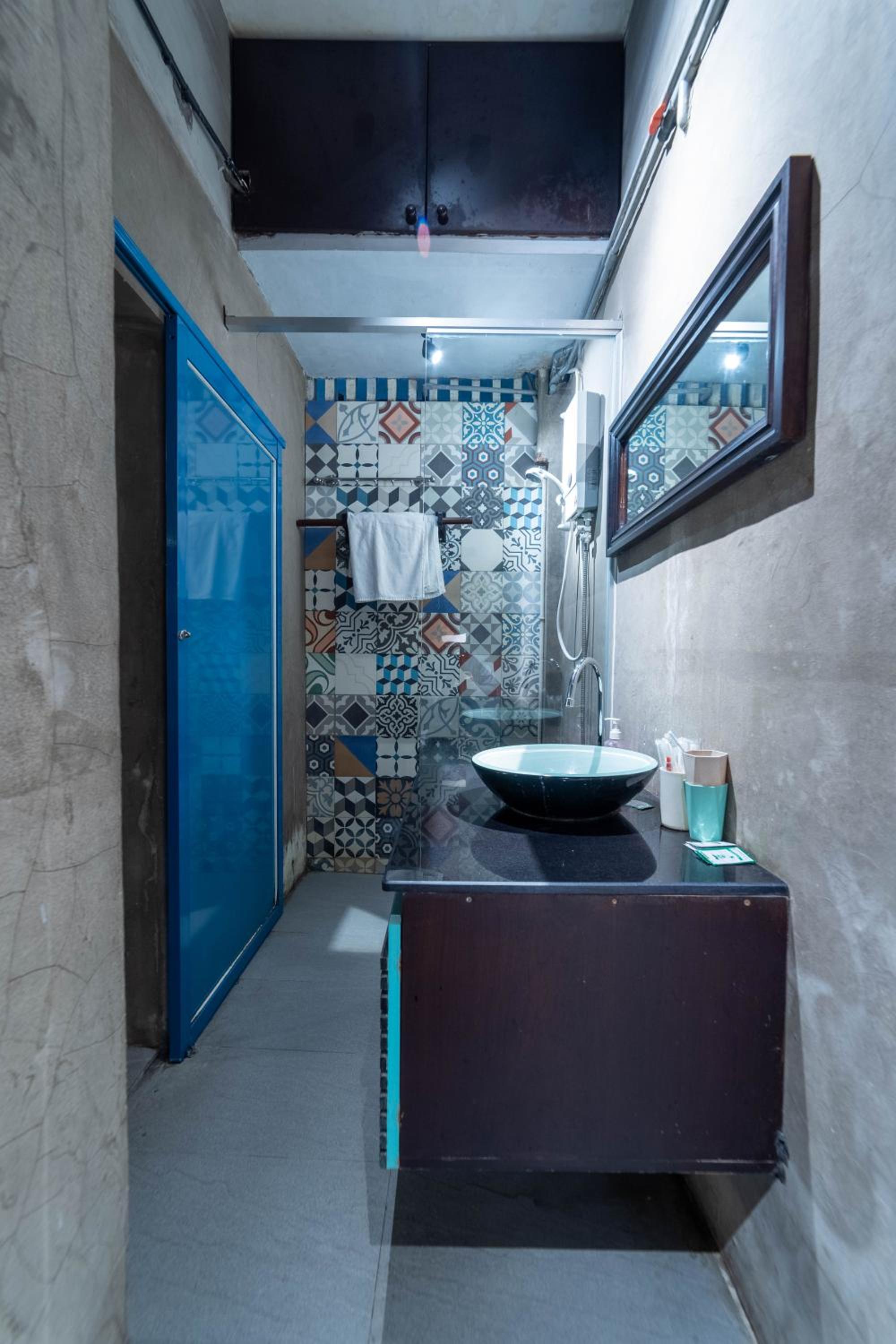 Stay&Chill - S.1: Ancient studio nearby Bui Vien
