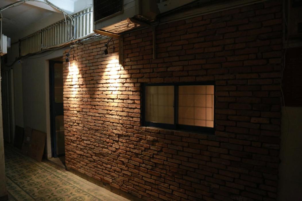 Stay&Chill - S.1: Ancient studio nearby Bui Vien