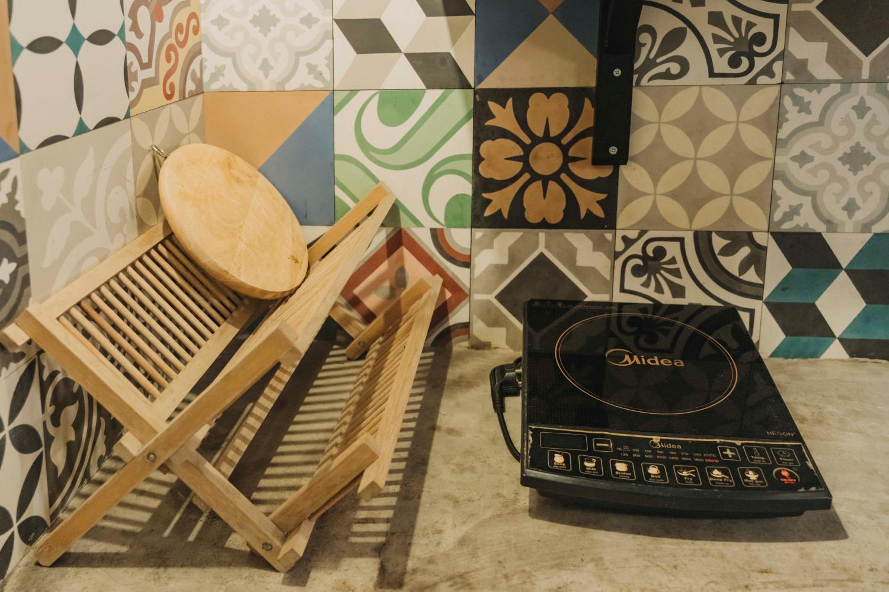 Stay&Chill - S.1: Ancient studio nearby Bui Vien