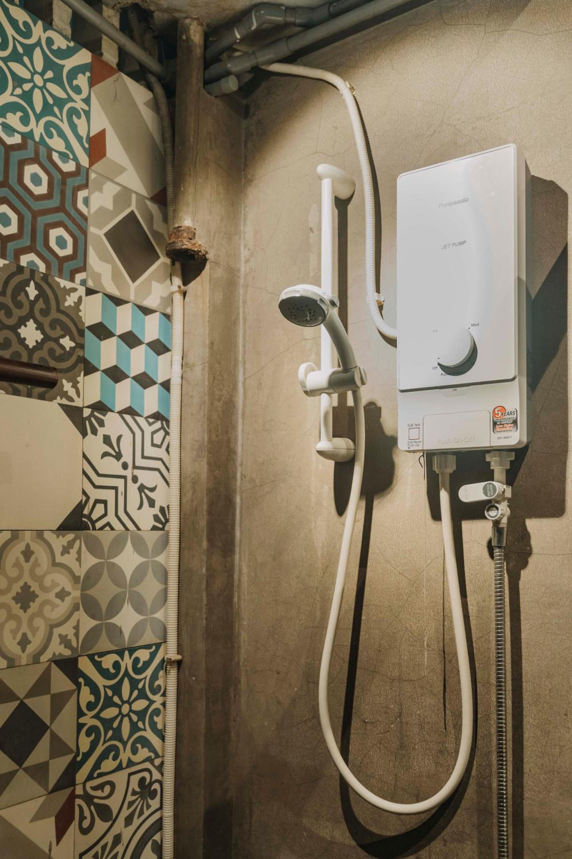 Stay&Chill - S.1: Ancient studio nearby Bui Vien