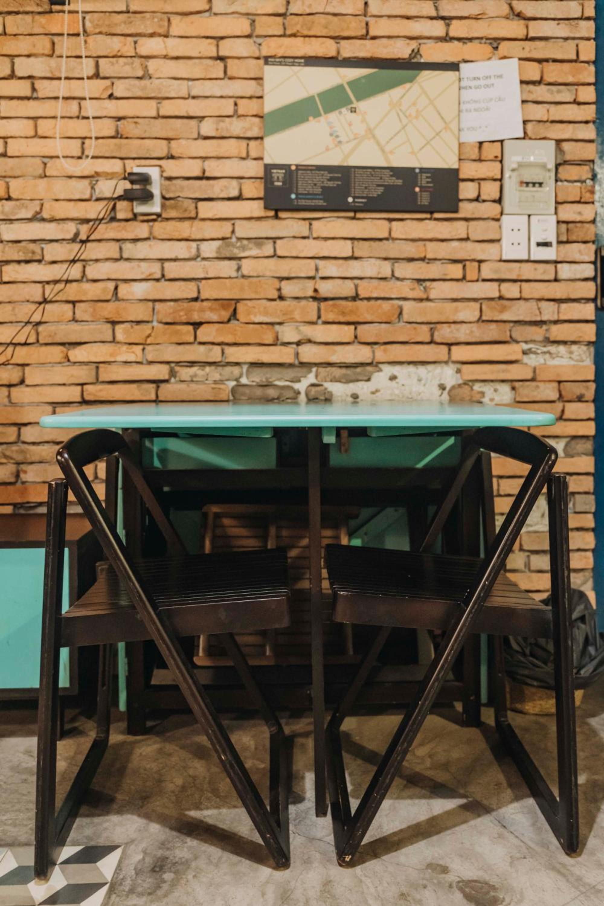 Stay&Chill - S.1: Ancient studio nearby Bui Vien