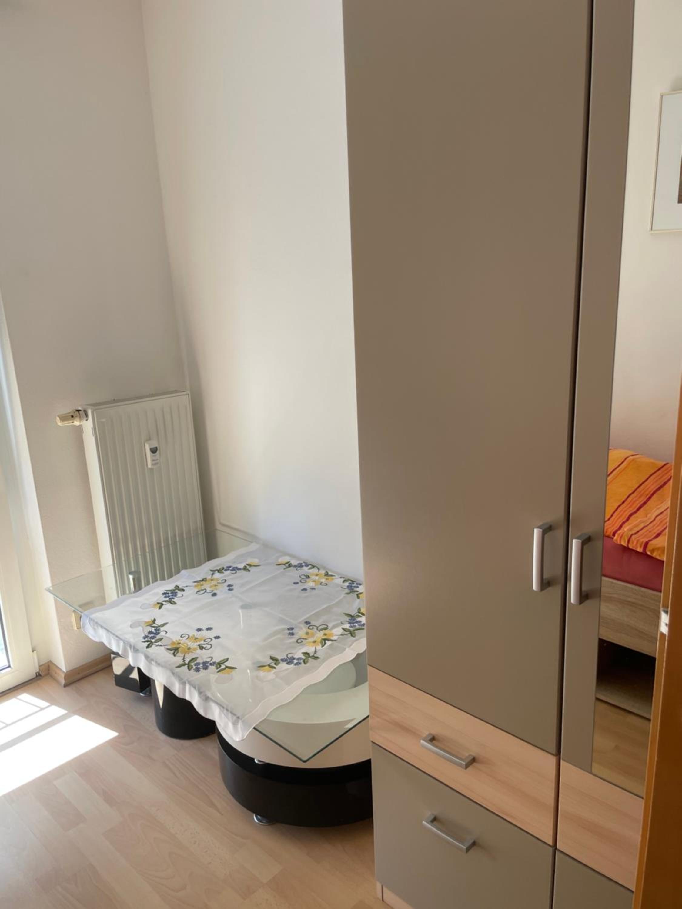 Private Wohnung Bunter Hund view 3