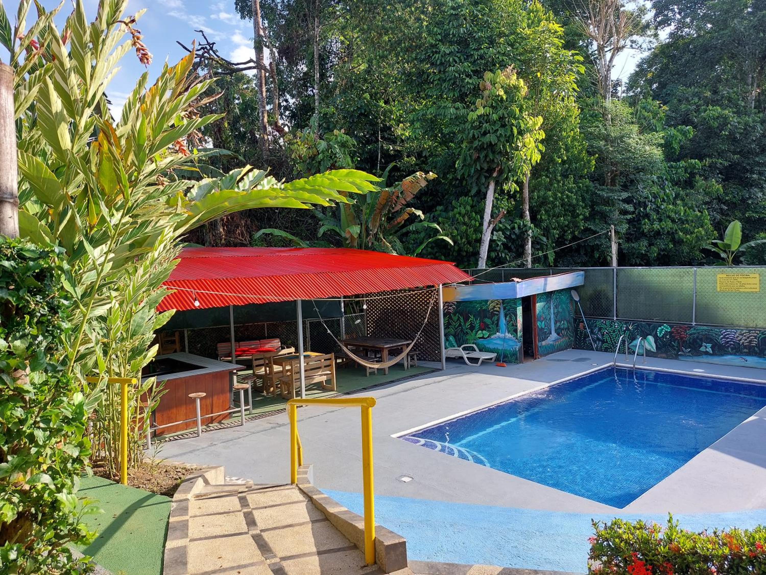 Restaurante y cabinas Sudy