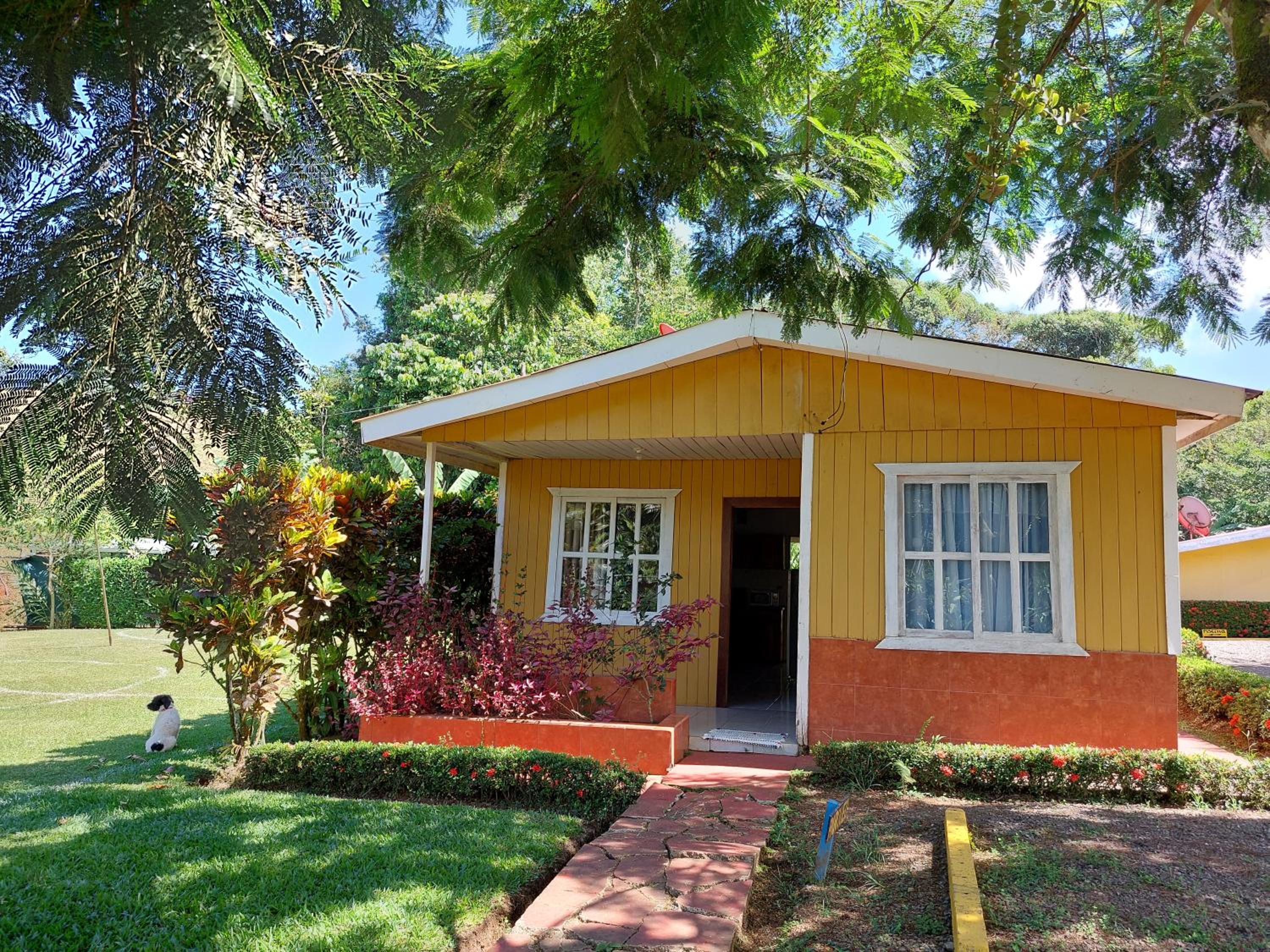 Restaurante y cabinas Sudy