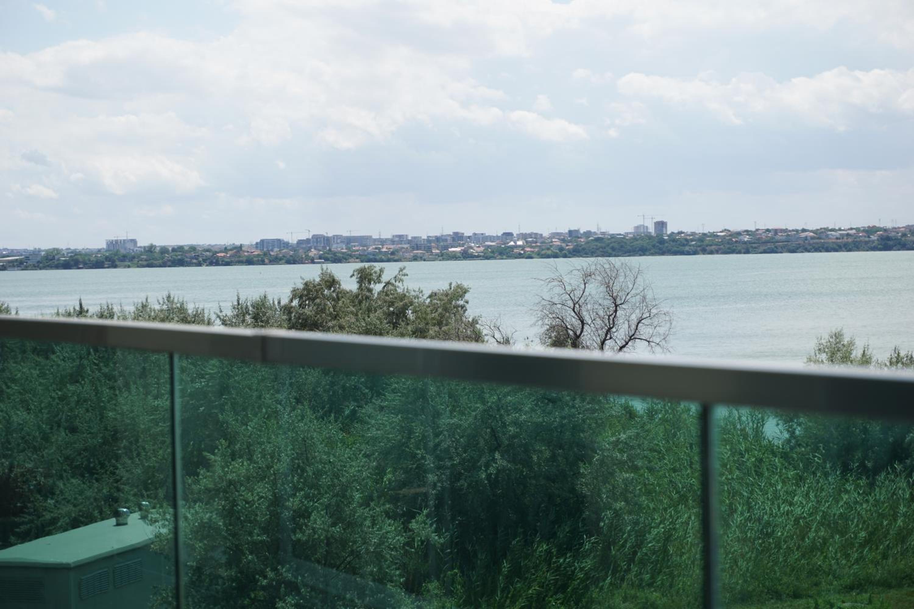 YOUR ESCAPE TO THE LAKE view 3