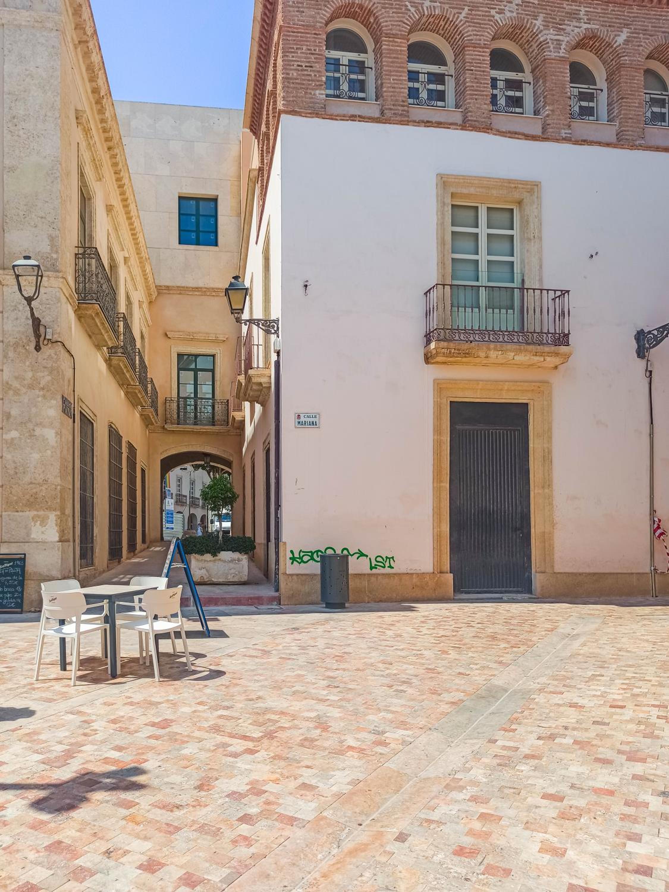 Expoholidays - Plaza Vieja con PARKING gratis