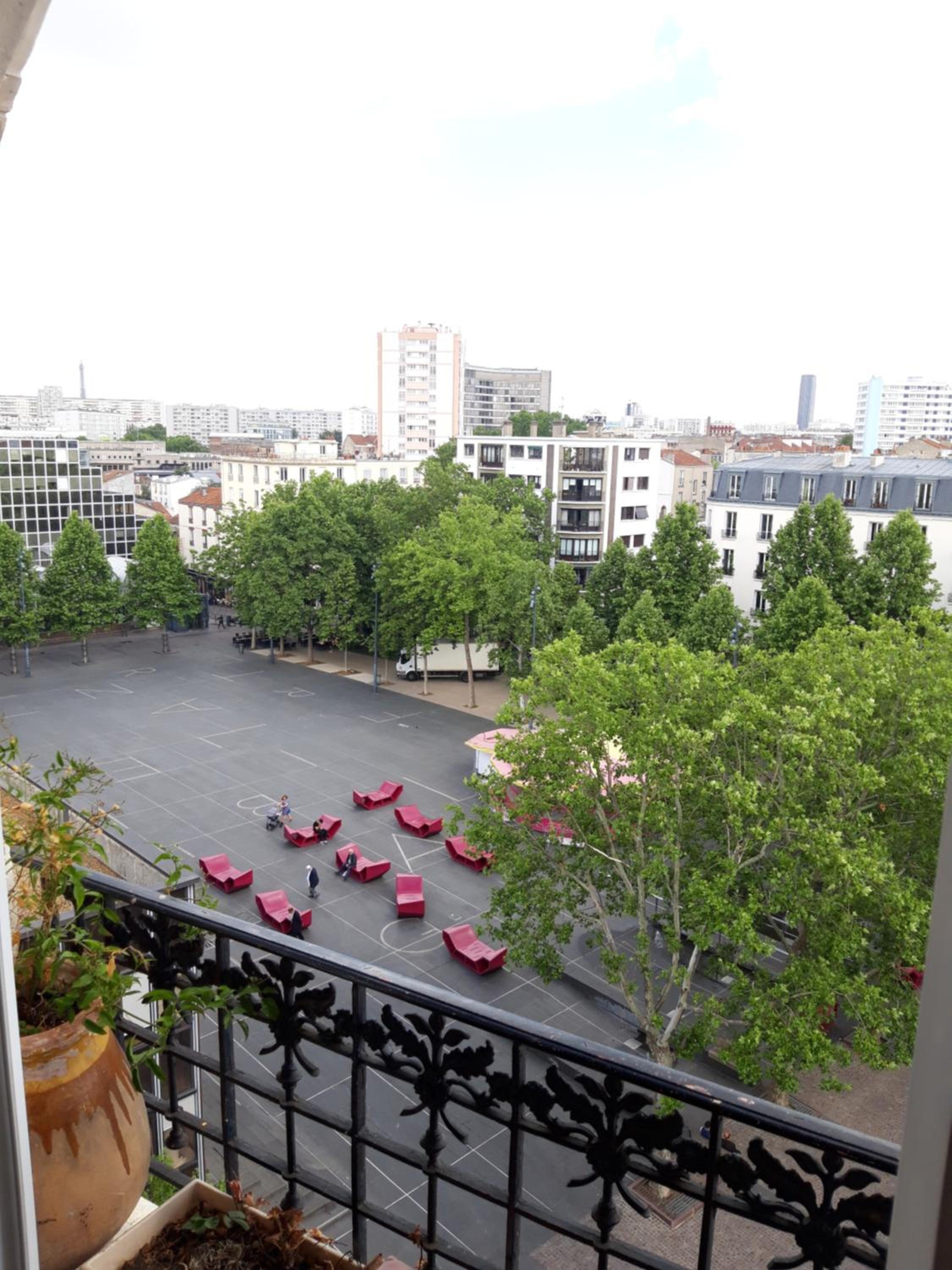 Vue sur les toits de Paris, tour Effeil, centre malakoff, chambre chez l'habitant, sans ascenseur, à deux pas de Paris view 4