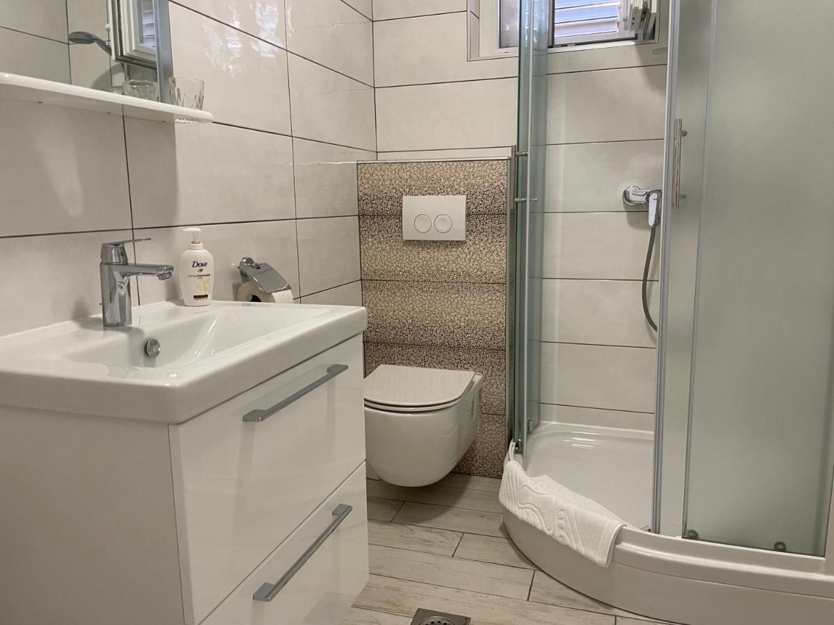 Apartment Maxim view 3