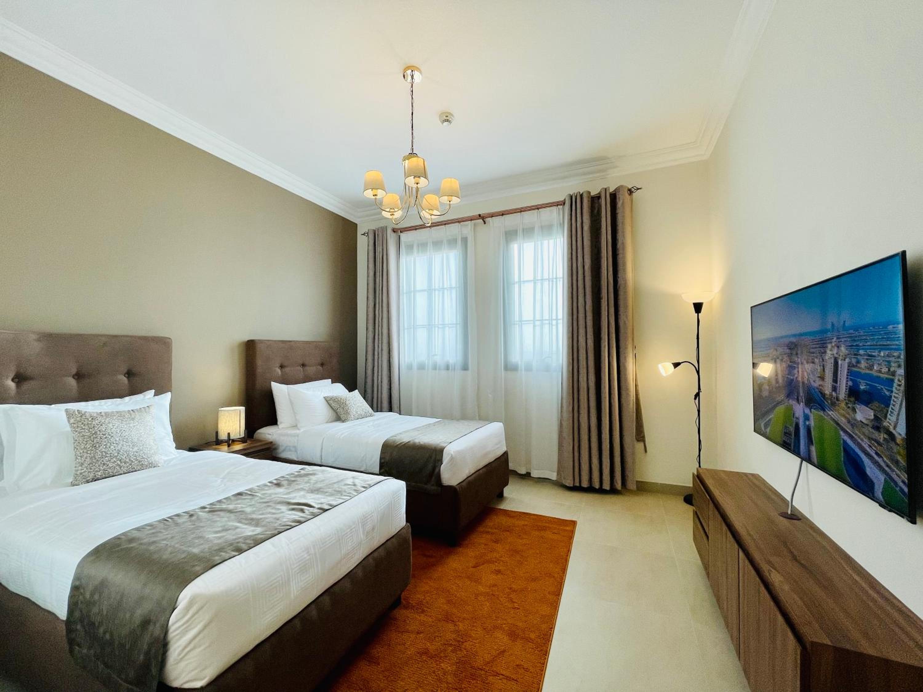 GOODWOOD SUITES HOMES VACATION