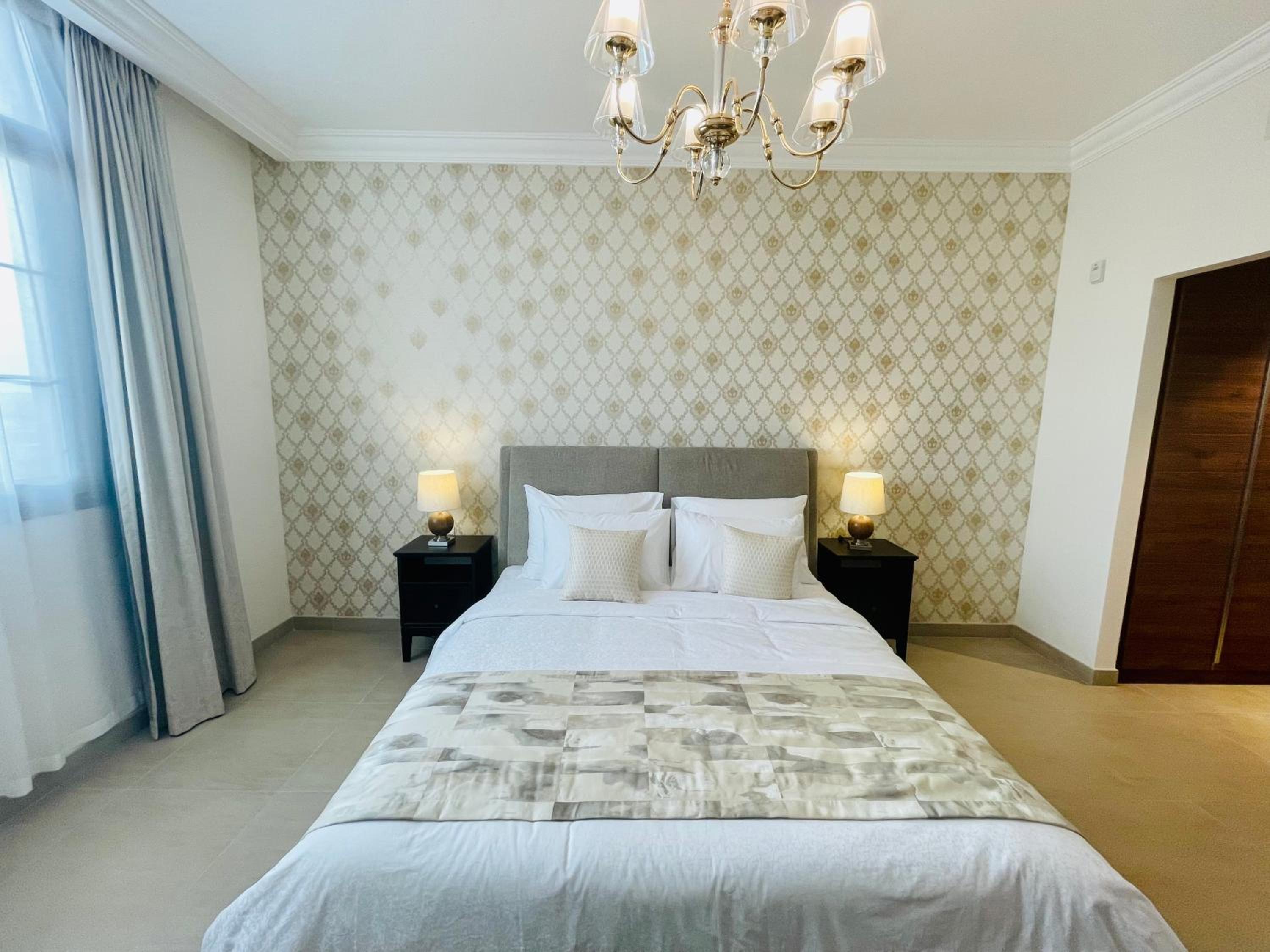 GOODWOOD SUITES HOMES VACATION