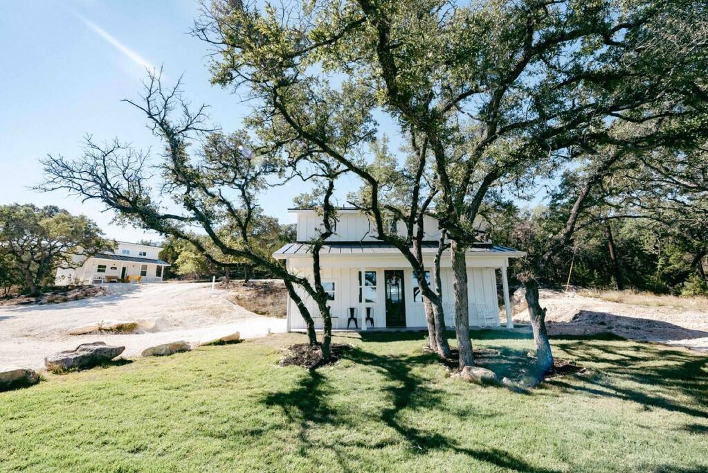 Spring Break | Hot Tub, Pool, Farm Stay view 4