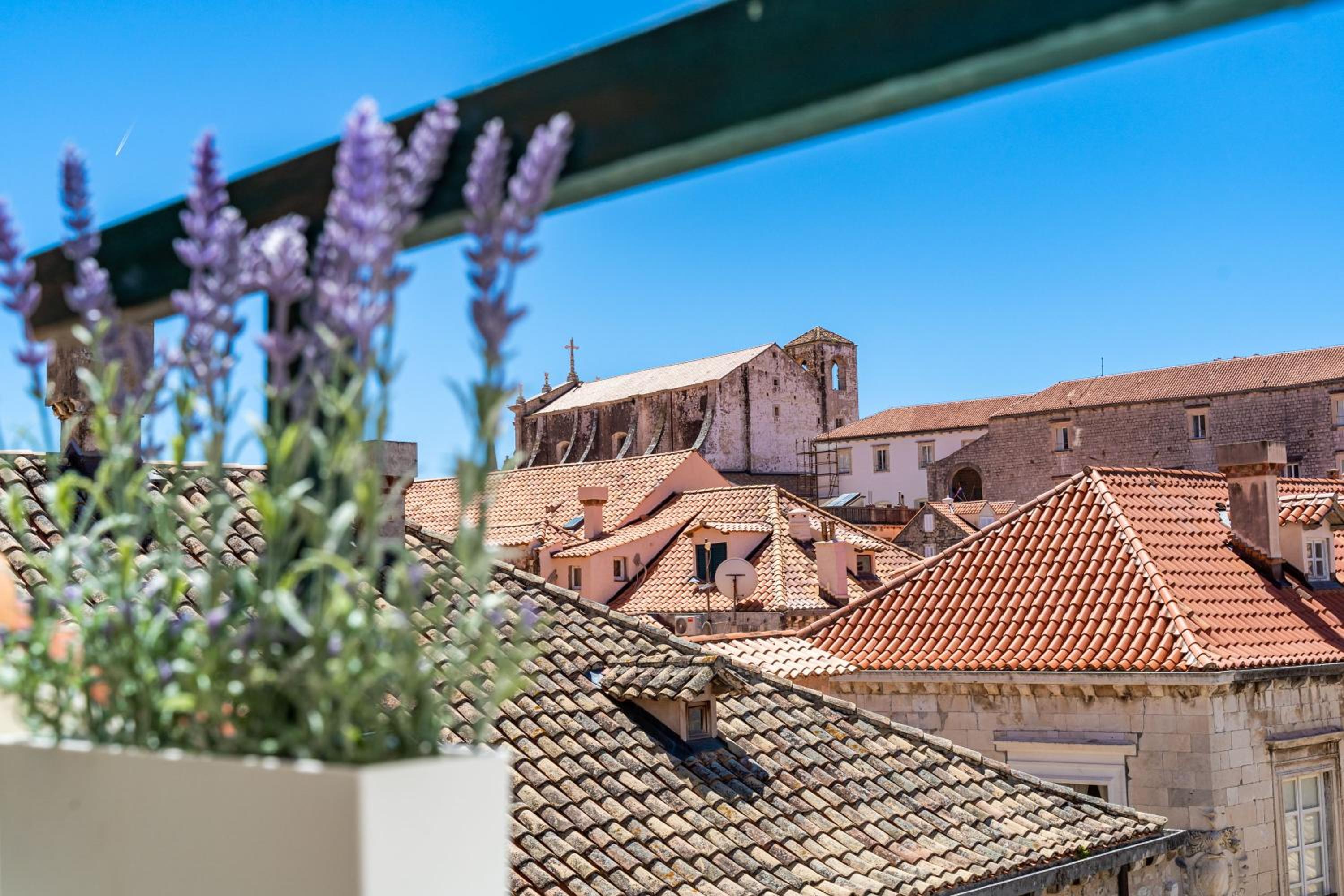 Luxury apartment Petra with terrace and city view