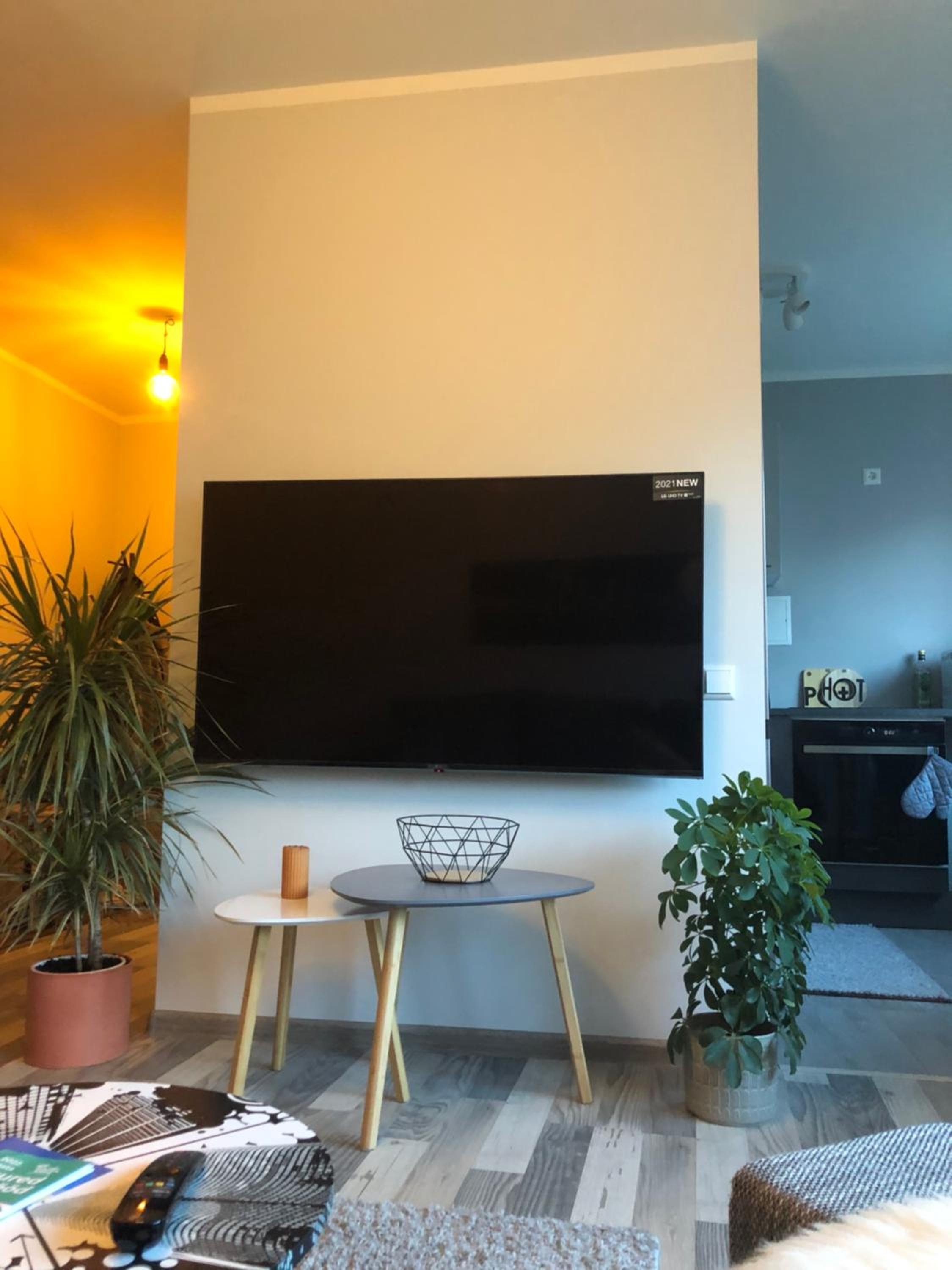 Cozy apartment near the city centre and Emajõgi, free parking, contact-free entrance view 4