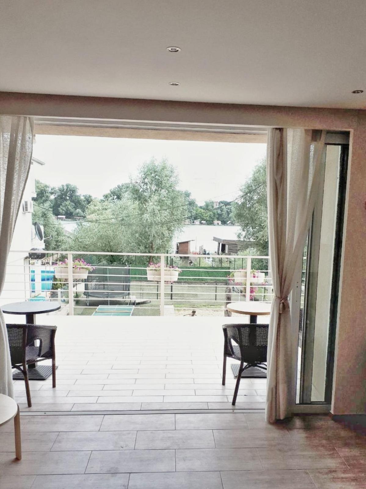 River Casa view 2