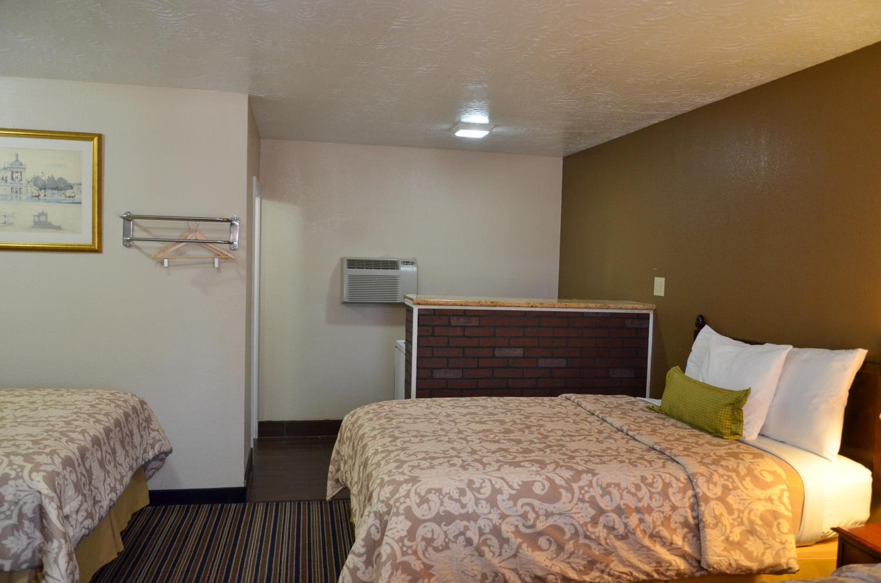 Route 66 Inn