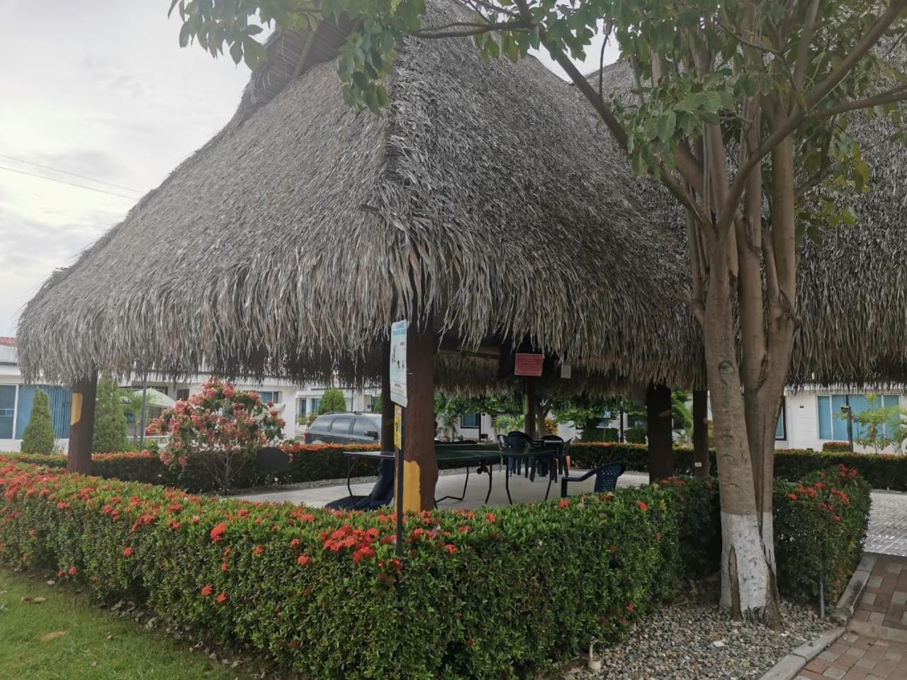 Agradable casa con piscina en tierra caliente