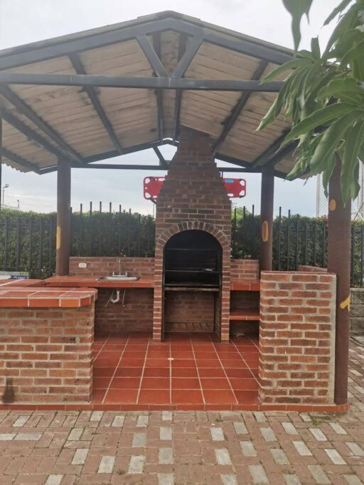 Agradable casa con piscina en tierra caliente