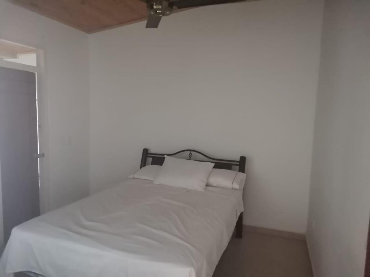 Agradable casa con piscina en tierra caliente