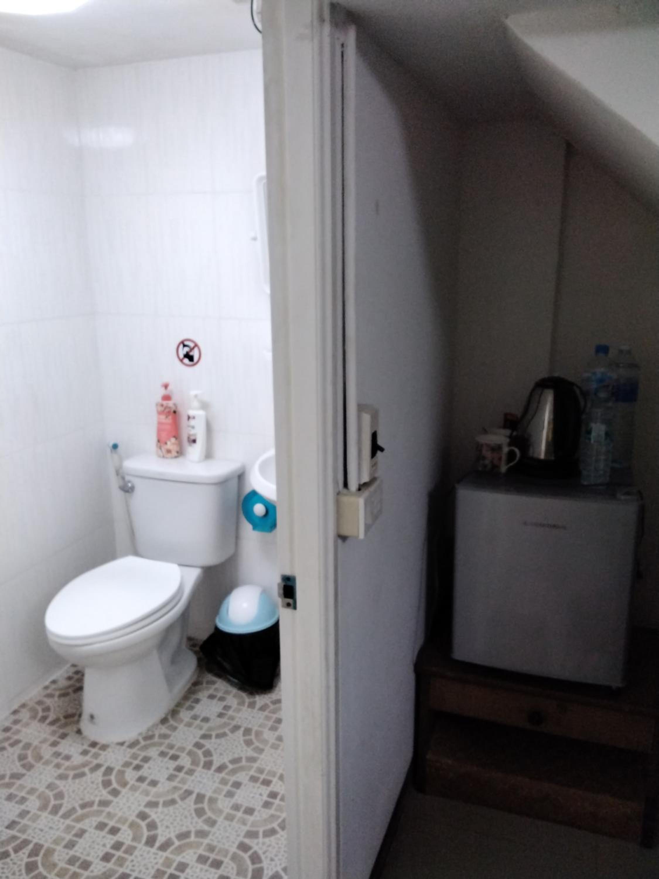 Danee Hostel