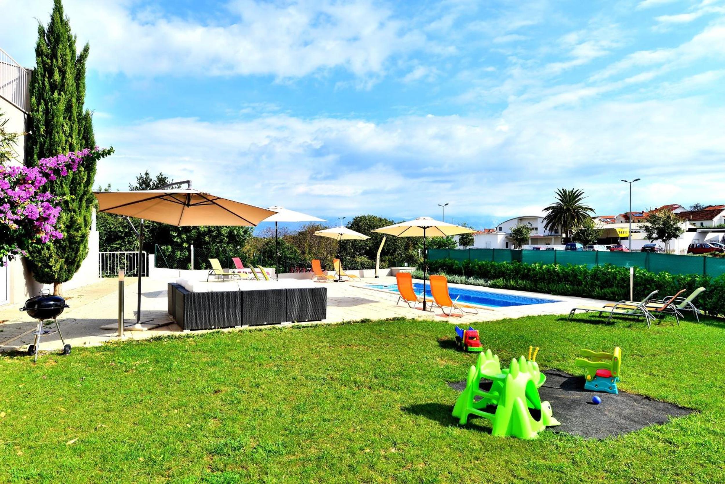 Bretia Apartments