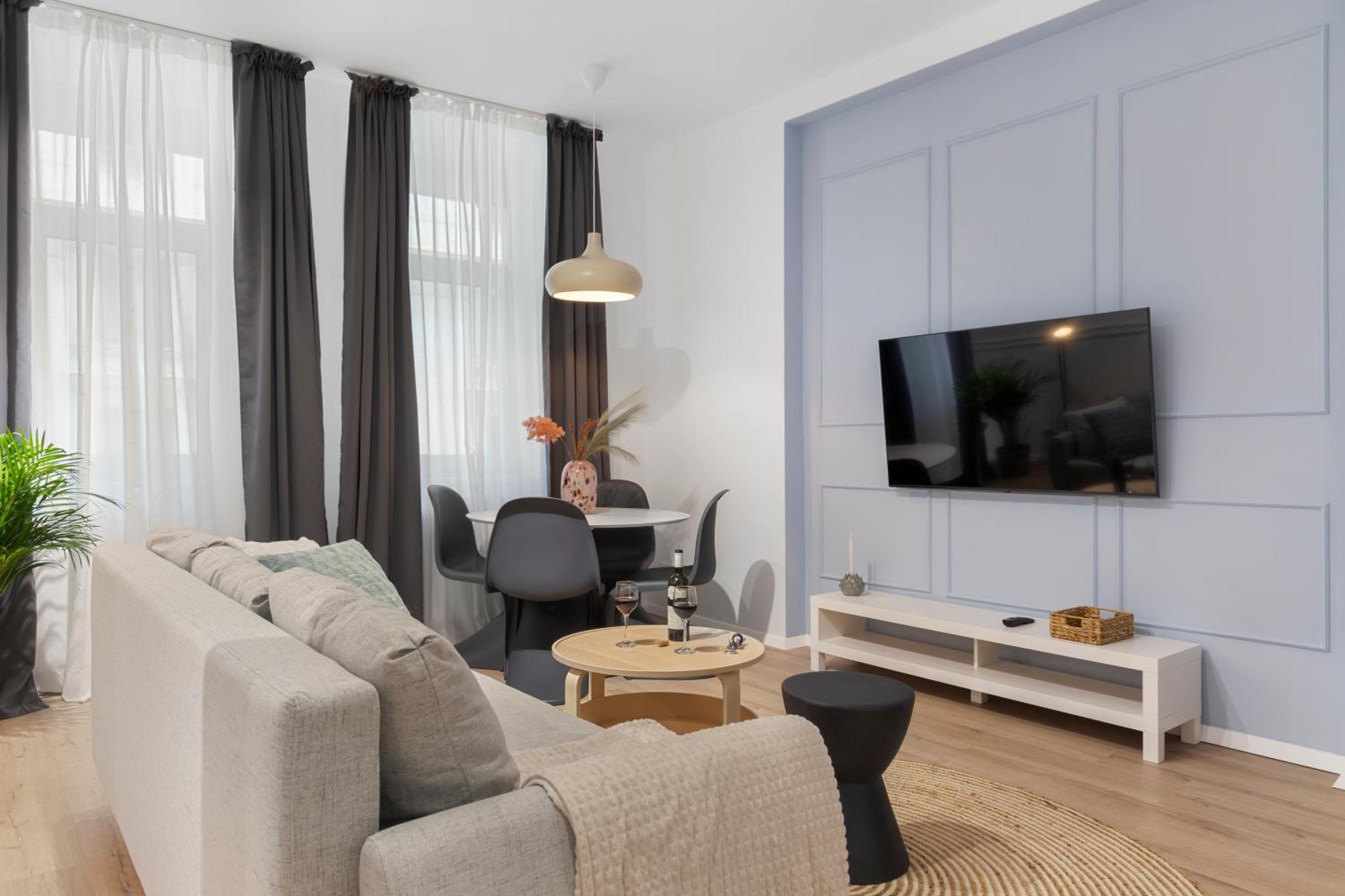 VD Boutique Apartments No 2 view 2