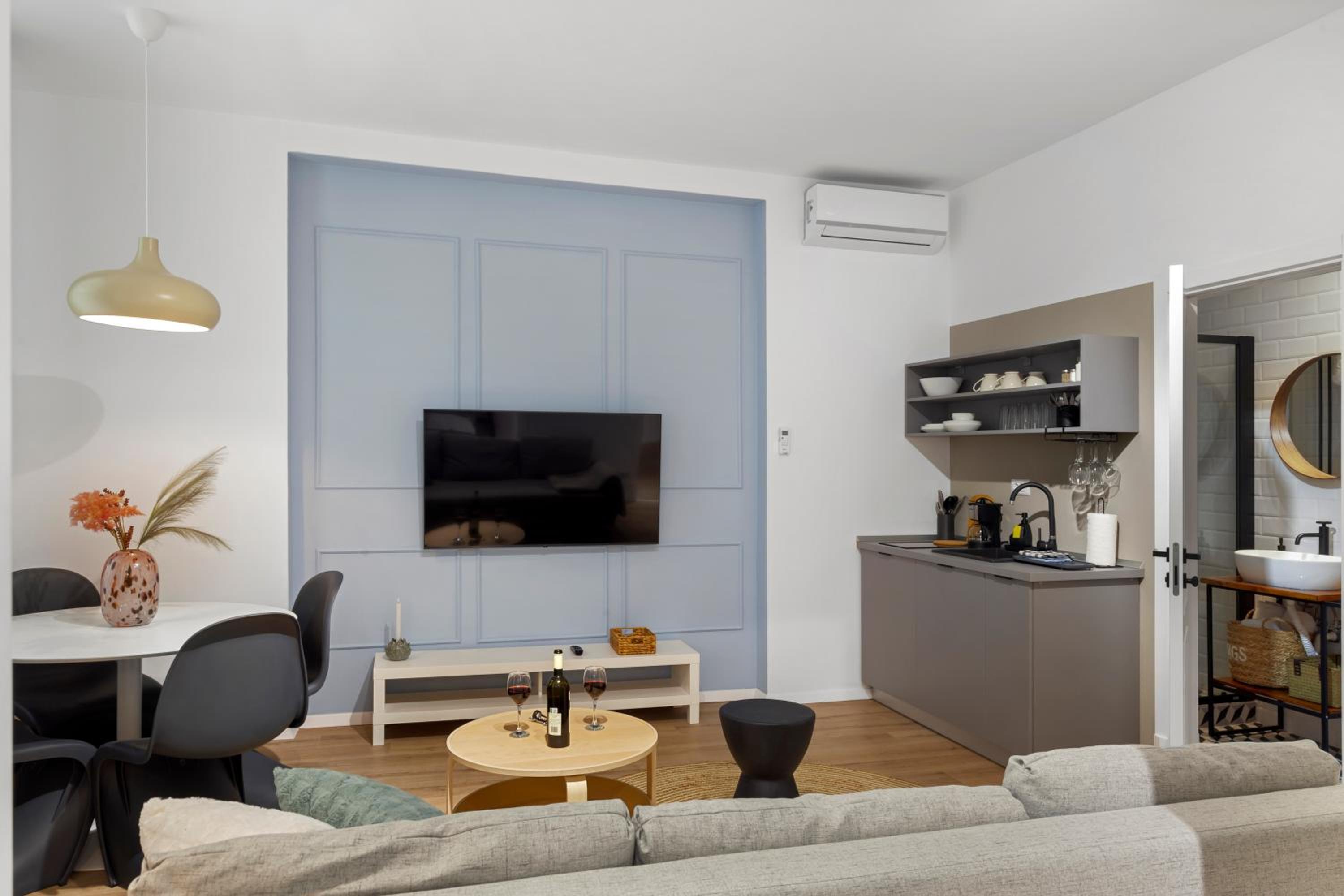 VD Boutique Apartments No 2 view 3