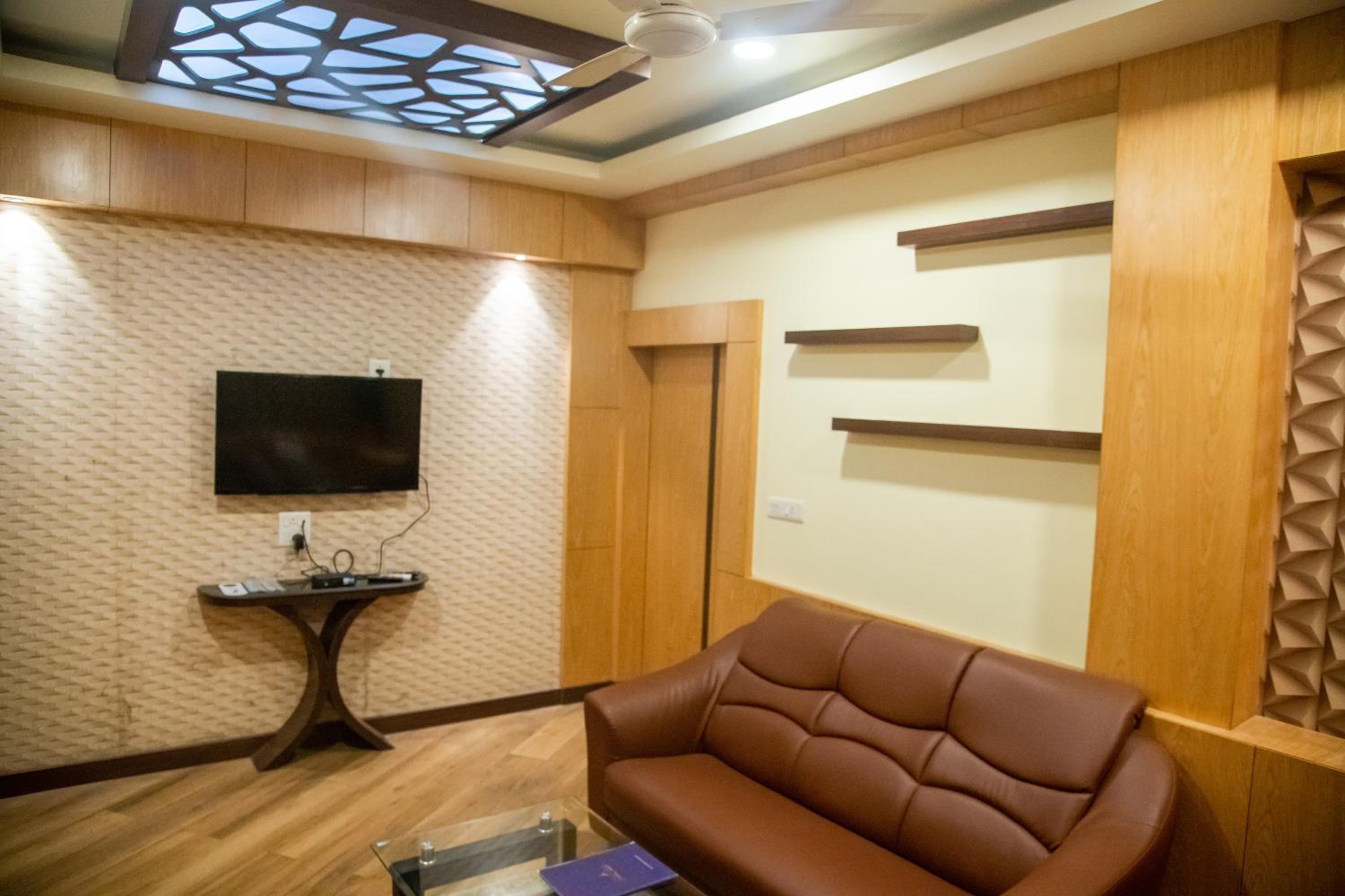 Hotel Sonar Tori