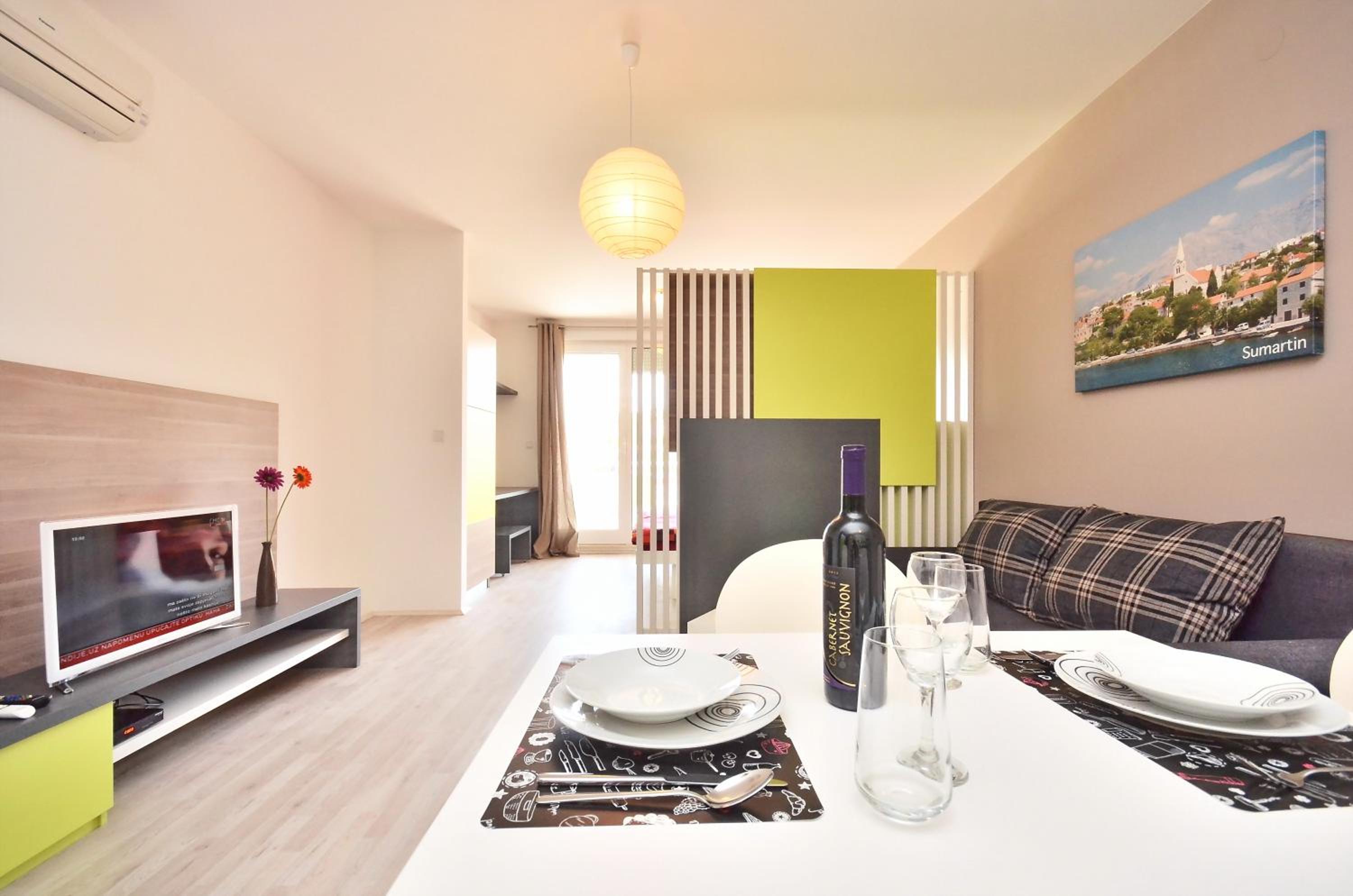 Bretia Apartments