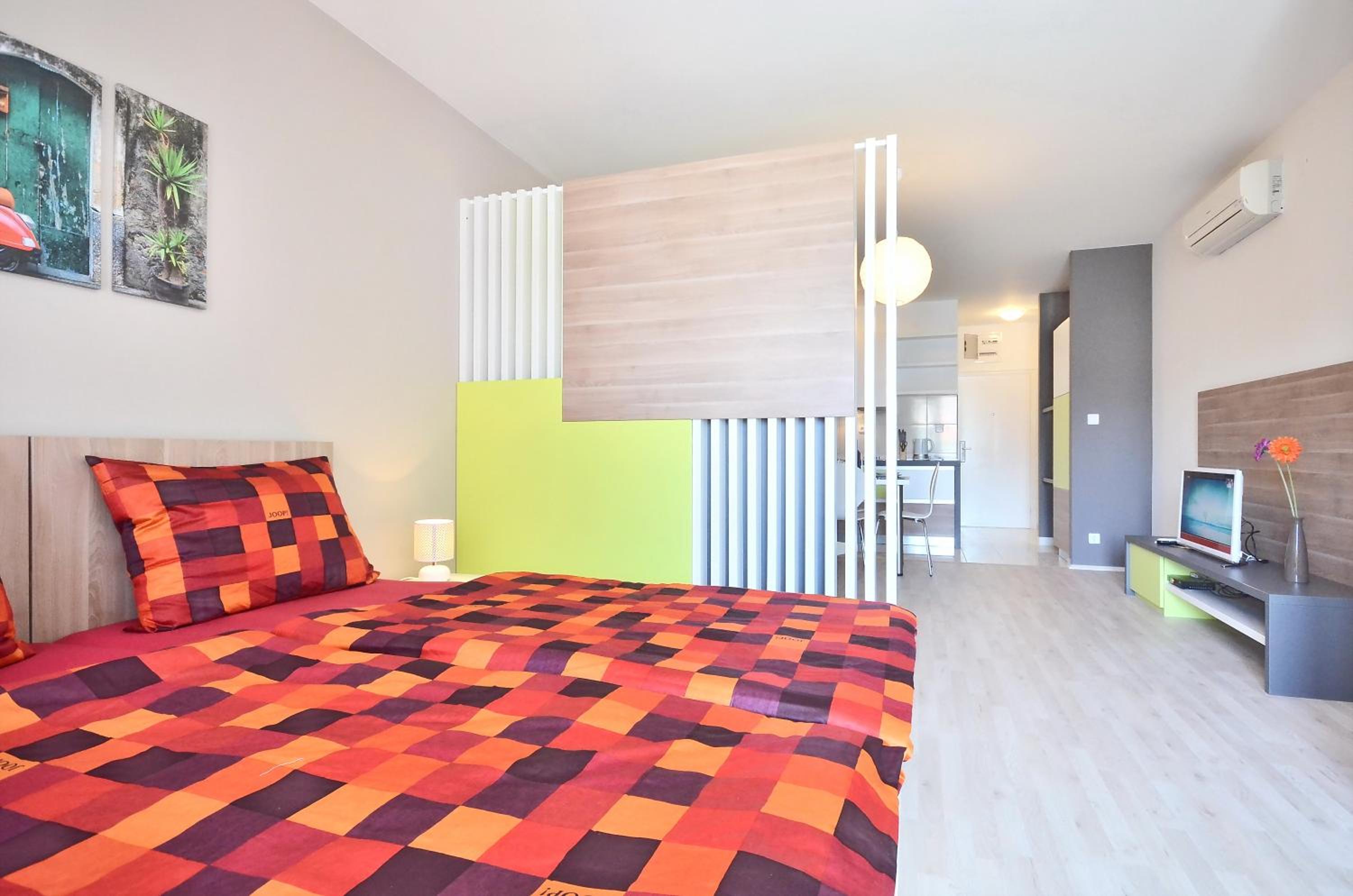 Bretia Apartments