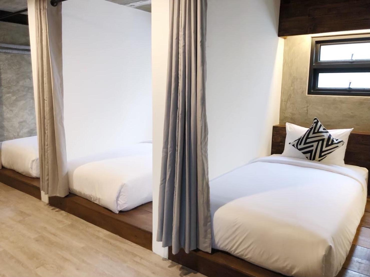 The Entaneer Poshtel