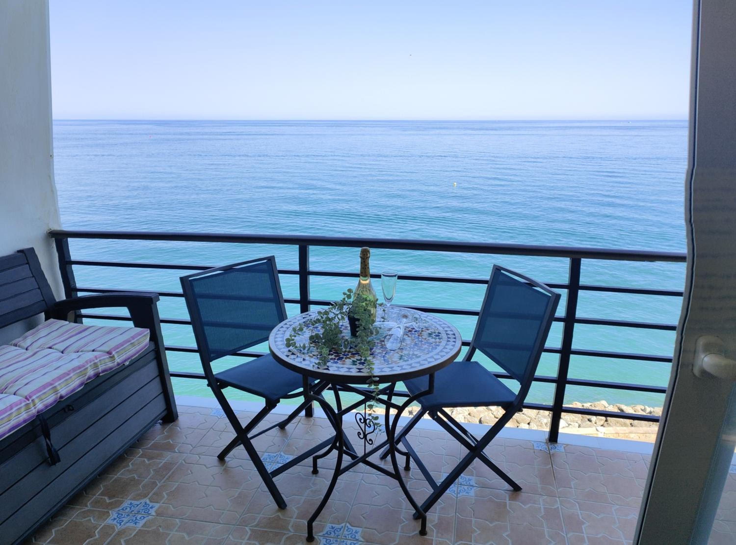 Santa-Clara-Blue Horizon Front Line Apartment BY NAMASTE ELITE