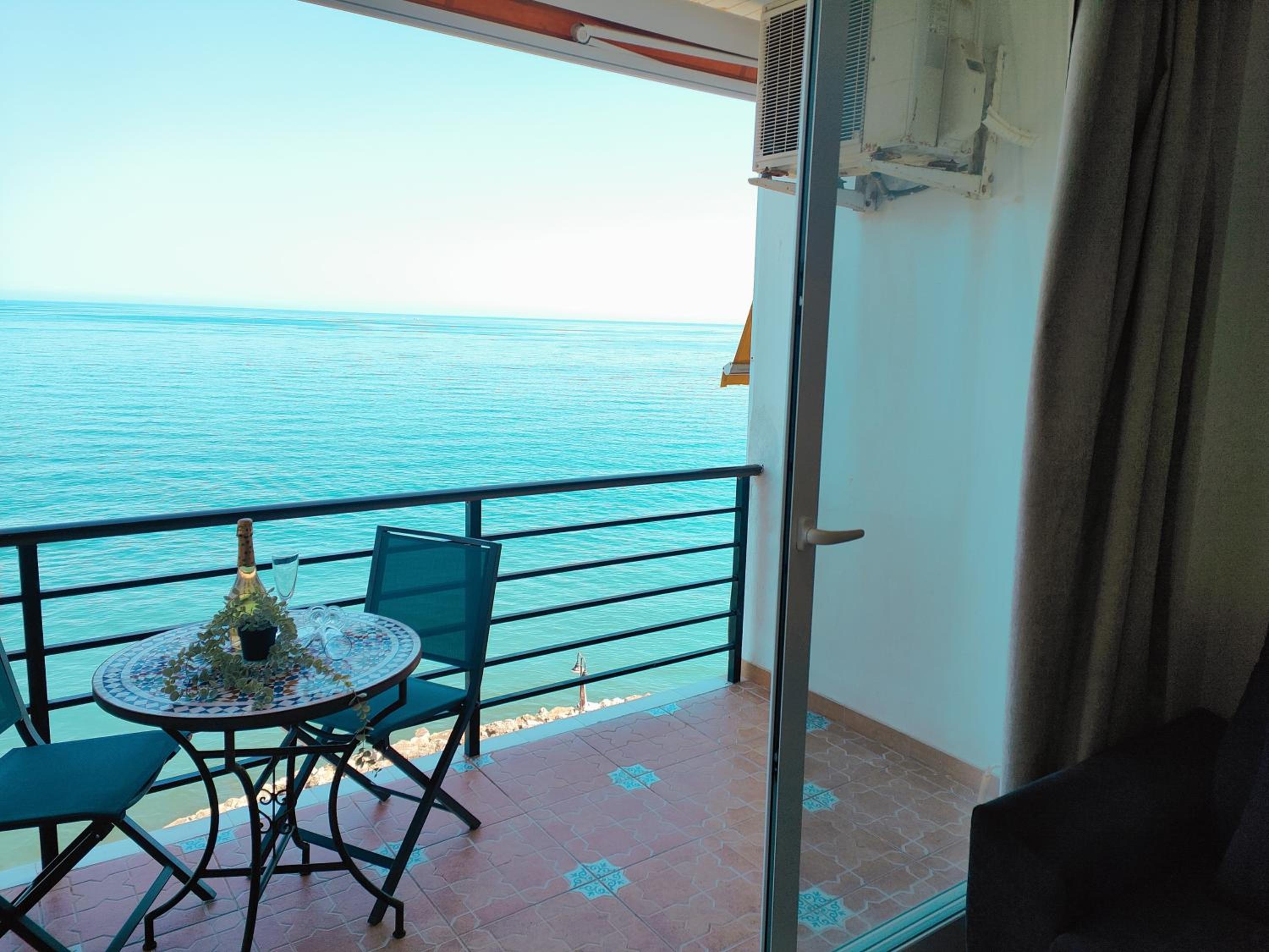 Santa-Clara-Blue Horizon Front Line Apartment BY NAMASTE ELITE