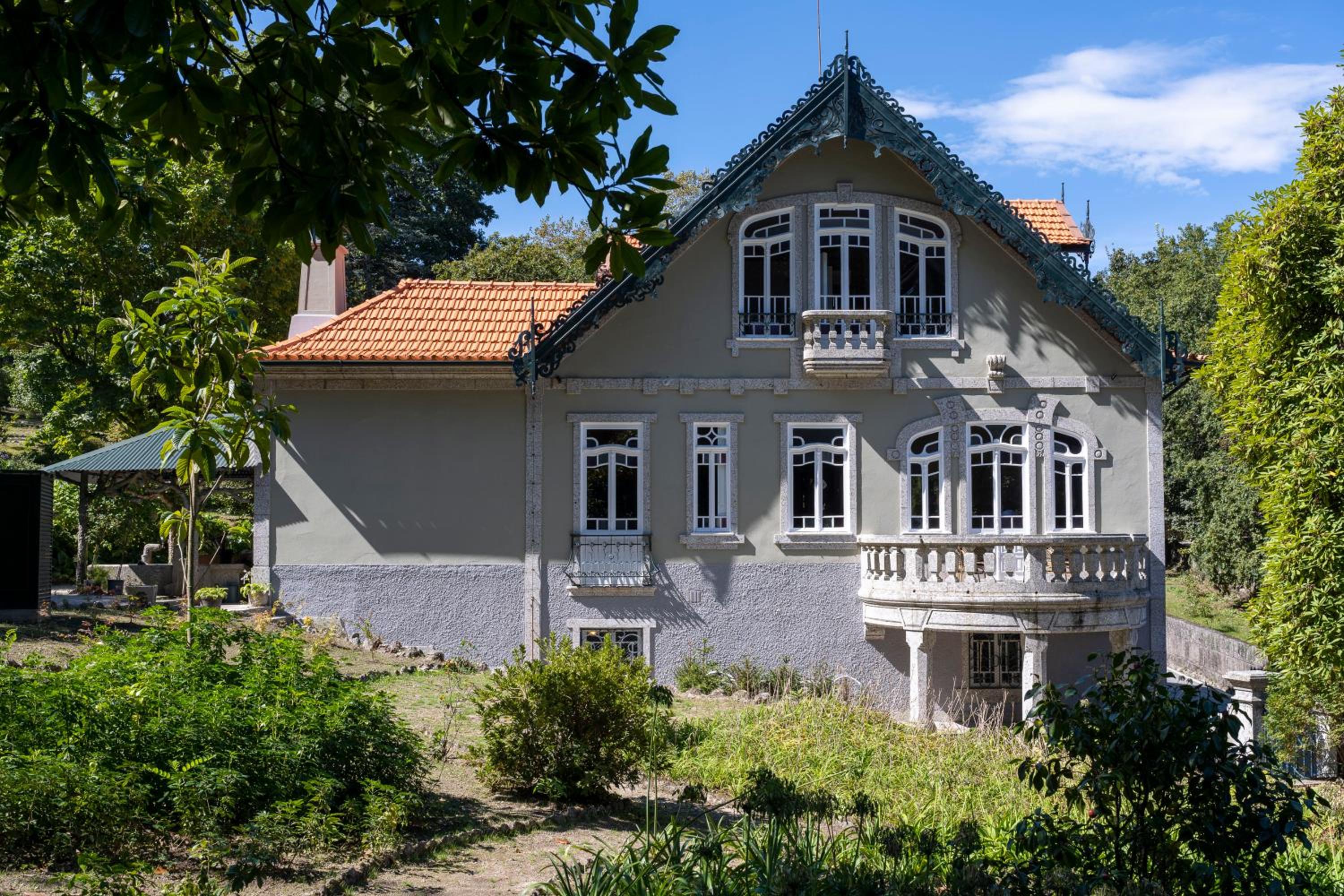 The Grove Houses view 4