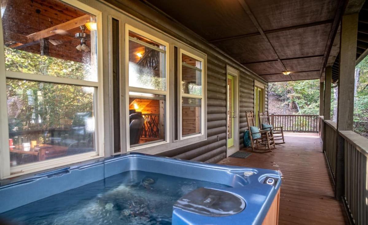 Cabin w Game Room Near Creek & Helen GA view 4