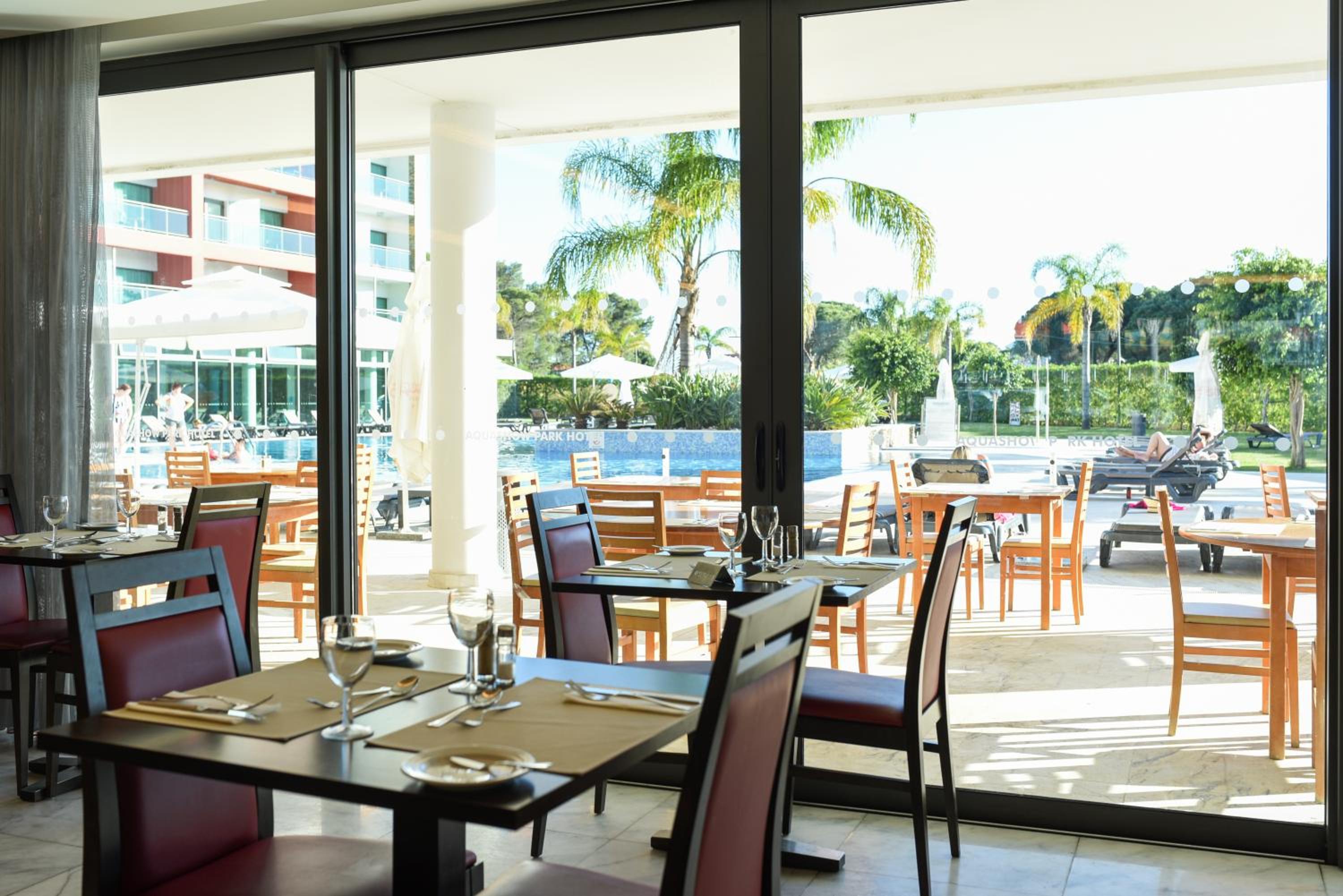 Quarteira Vacations - Aquashow Park Hotel - Property Image 4