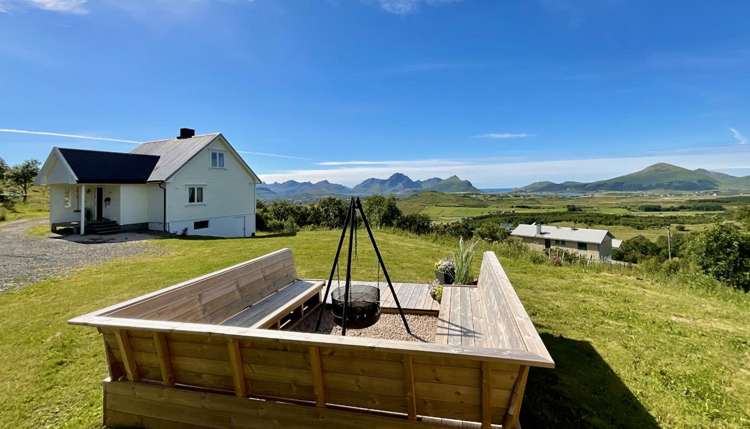 Leknes Panorama Lofoten view 5