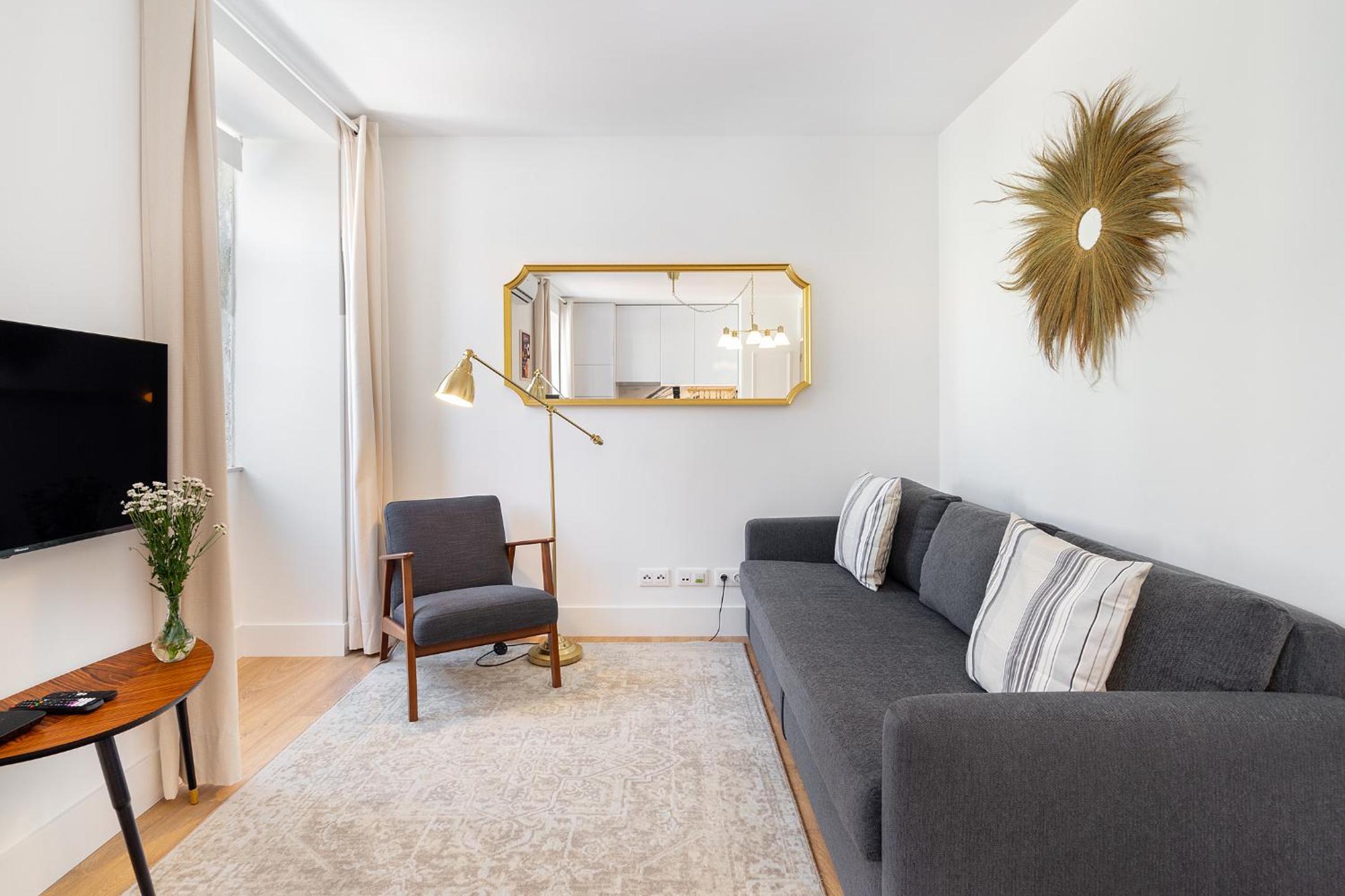 Modern Lisbon Apartments by Soulplaces view 3