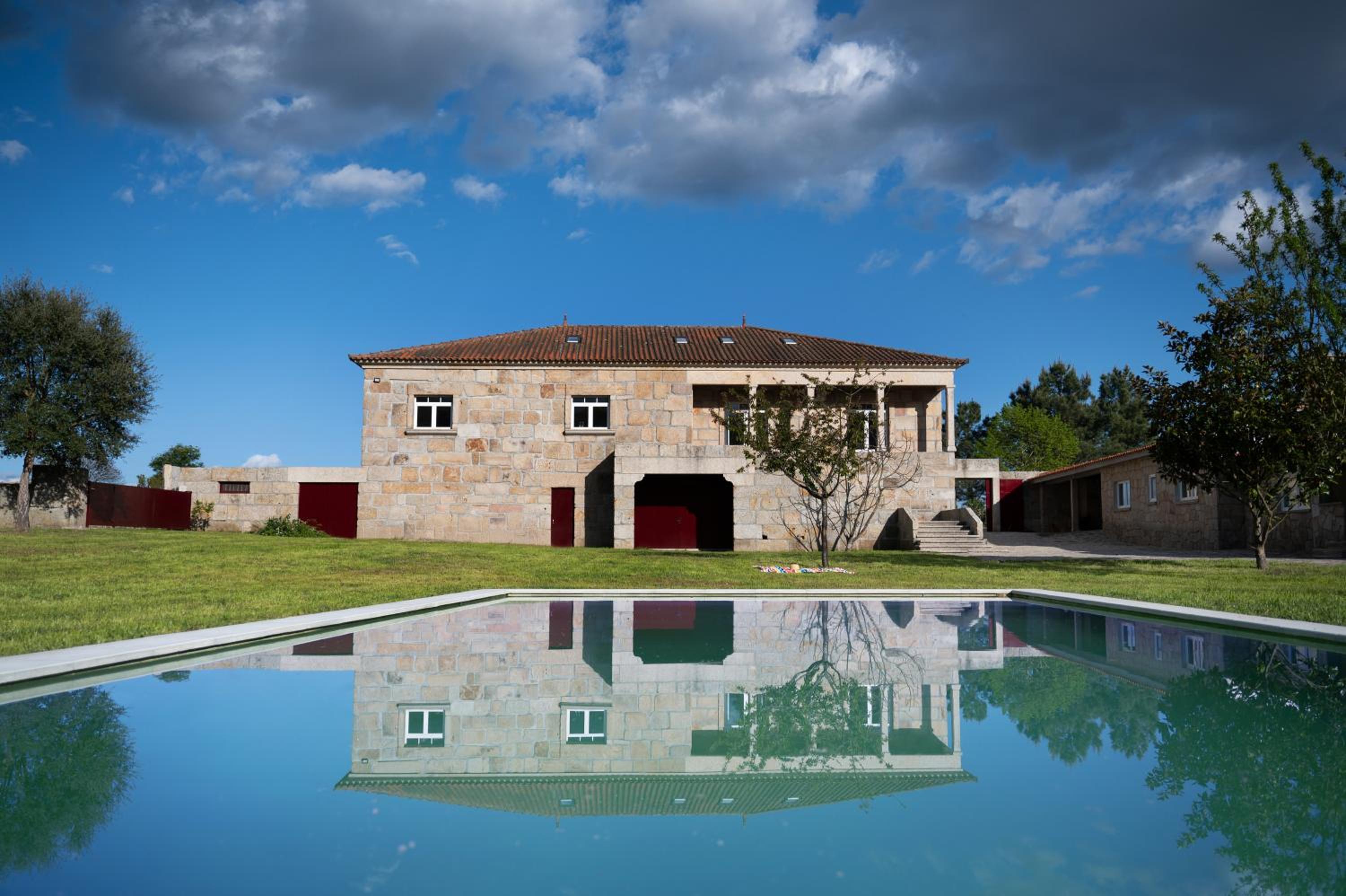 Hotel Countryside Villa with Nature & Pool - 'Casa dos Vasconcelos' - Image 1