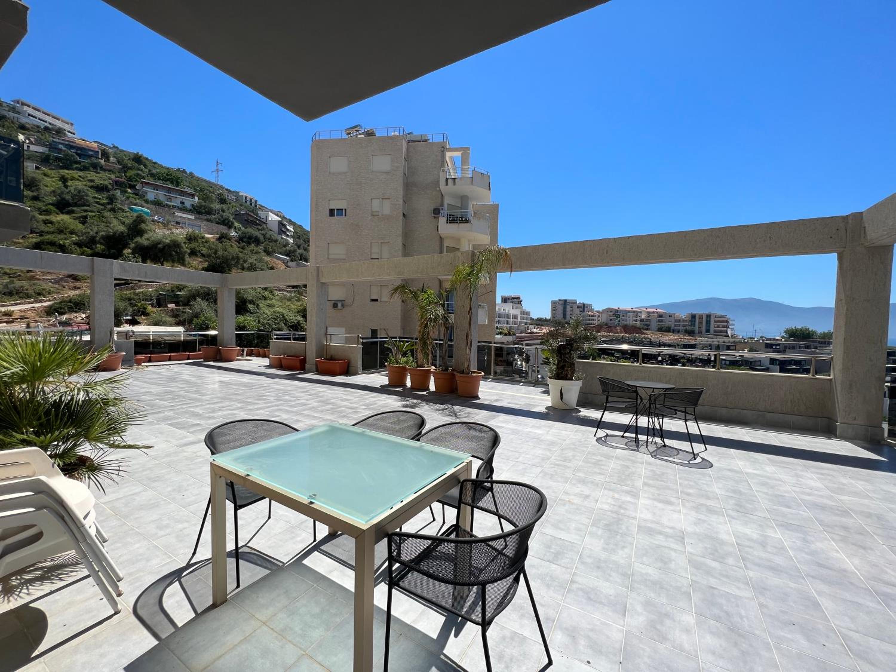CC Apartment 3
