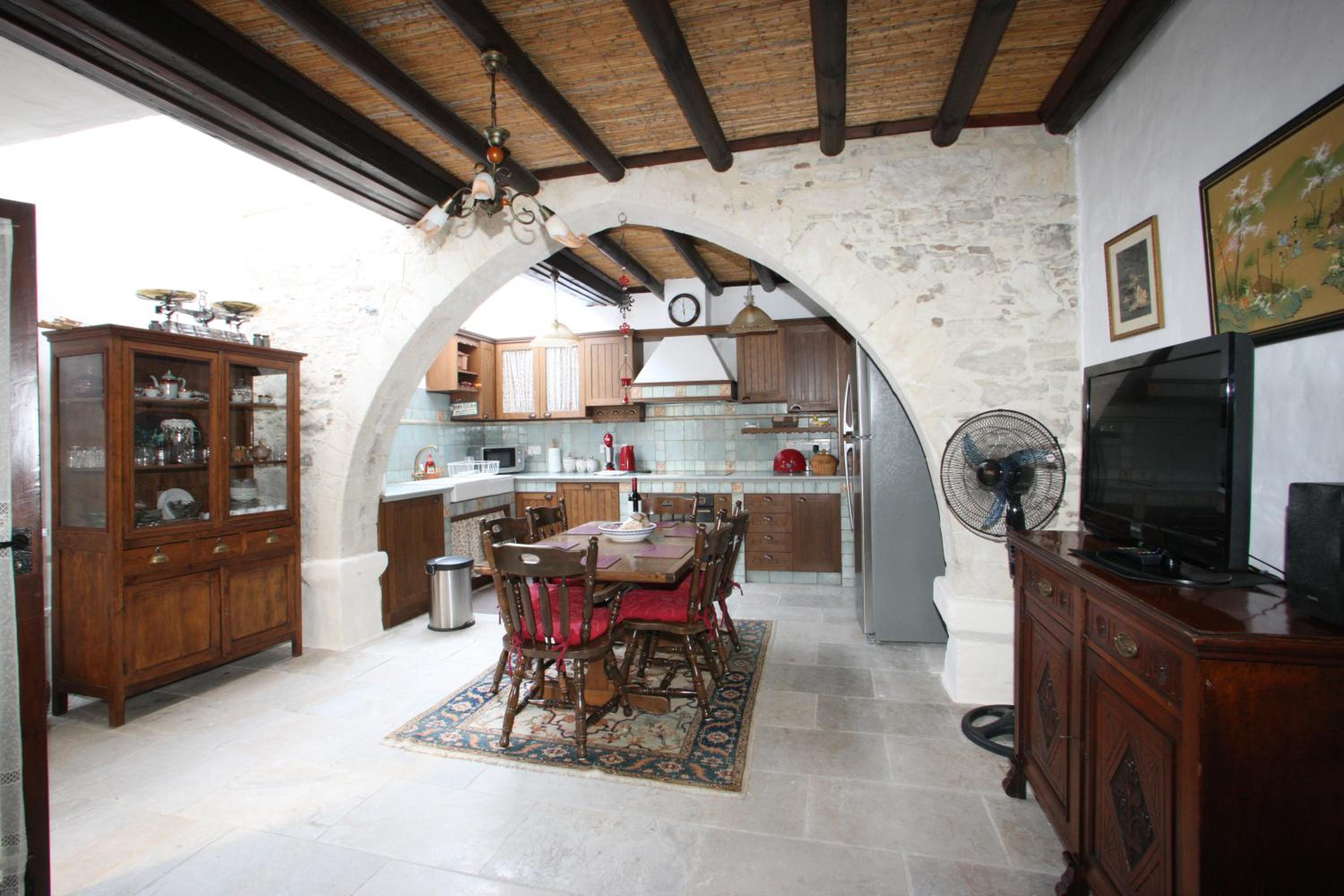 Afames House - Beautiful Traditional House