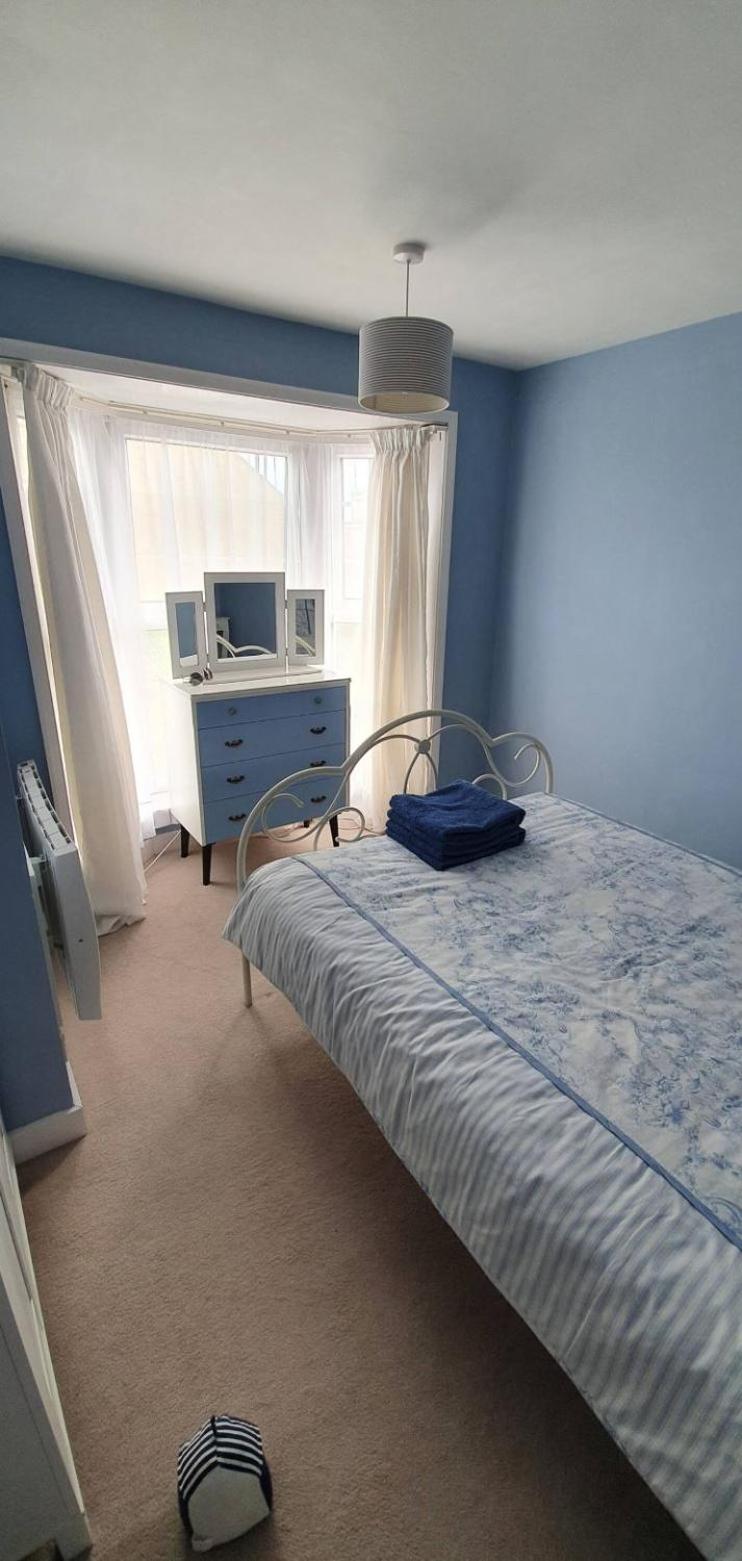 Beautiful 1 bedroom cottage with courtyard. view 5