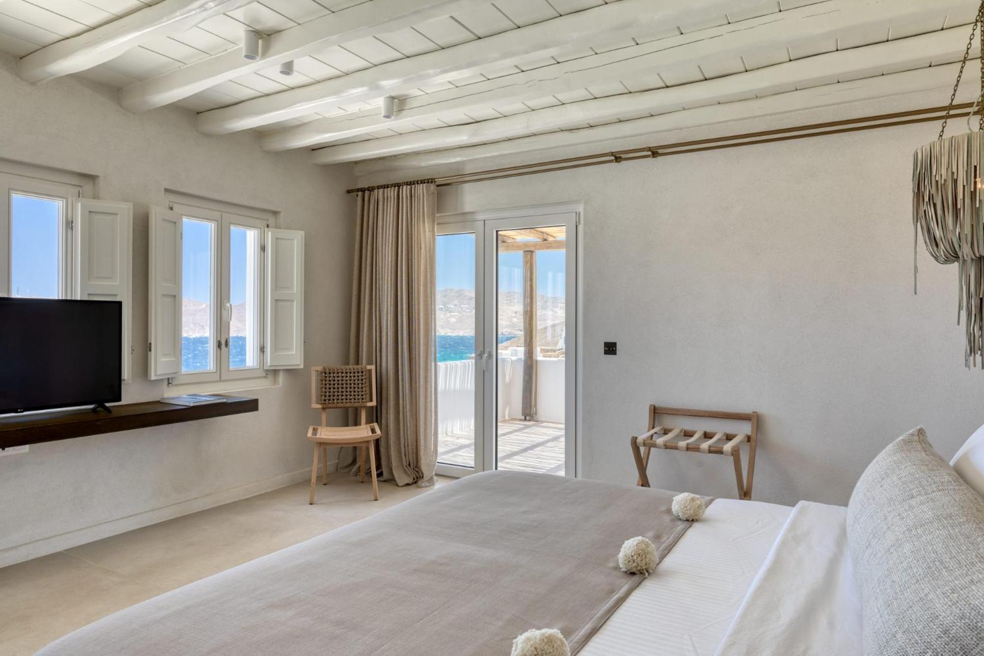 Mykonos Panormos Villas & Suites