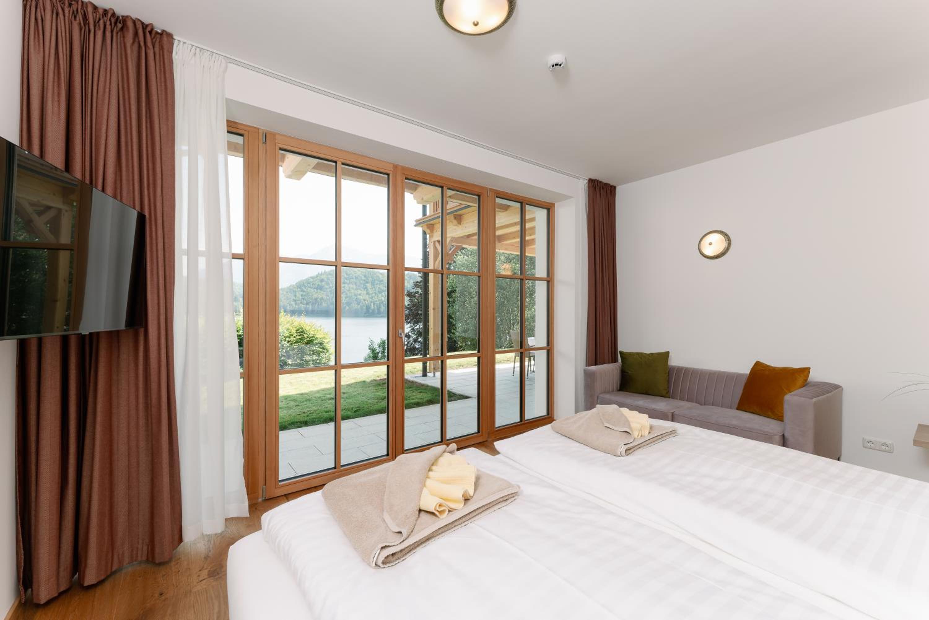 Villa Frischmuth am See