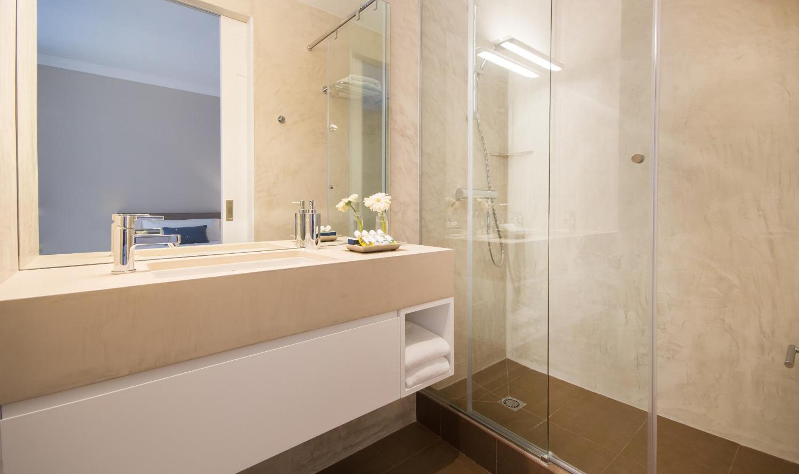 You Stylish City Center Apartments