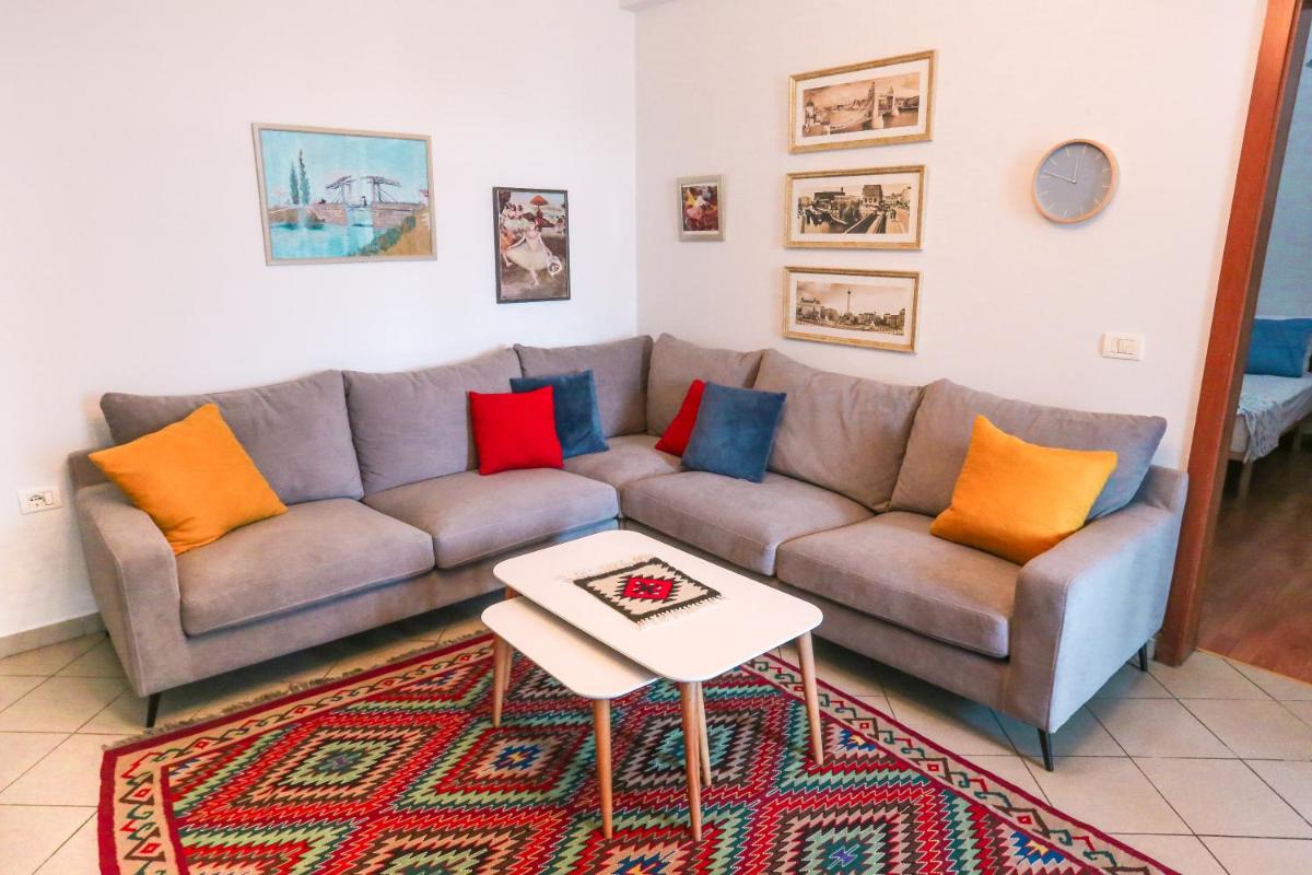 Tirana Views Apartment - Comfy & spacious photo 1