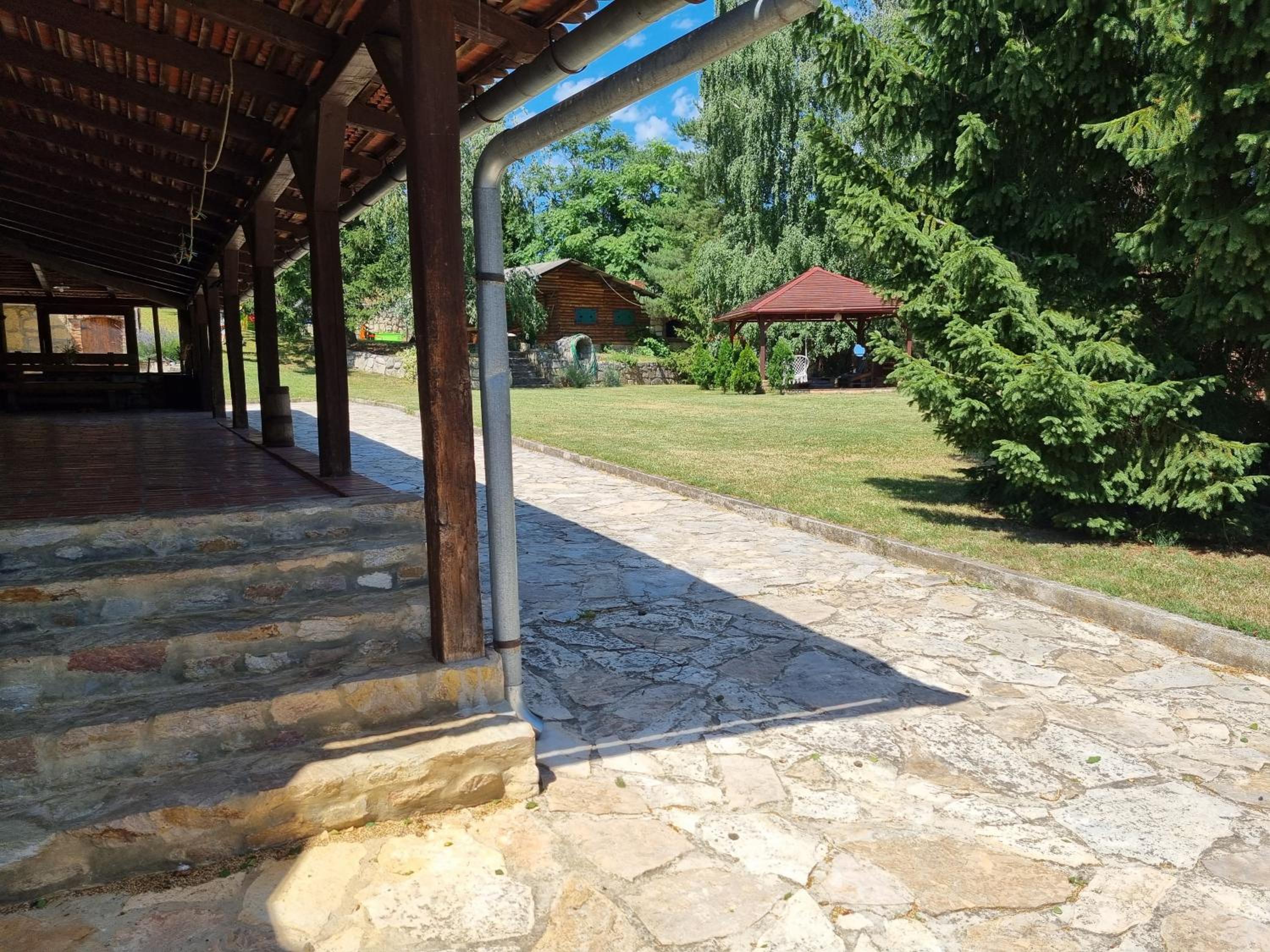 Photo 25