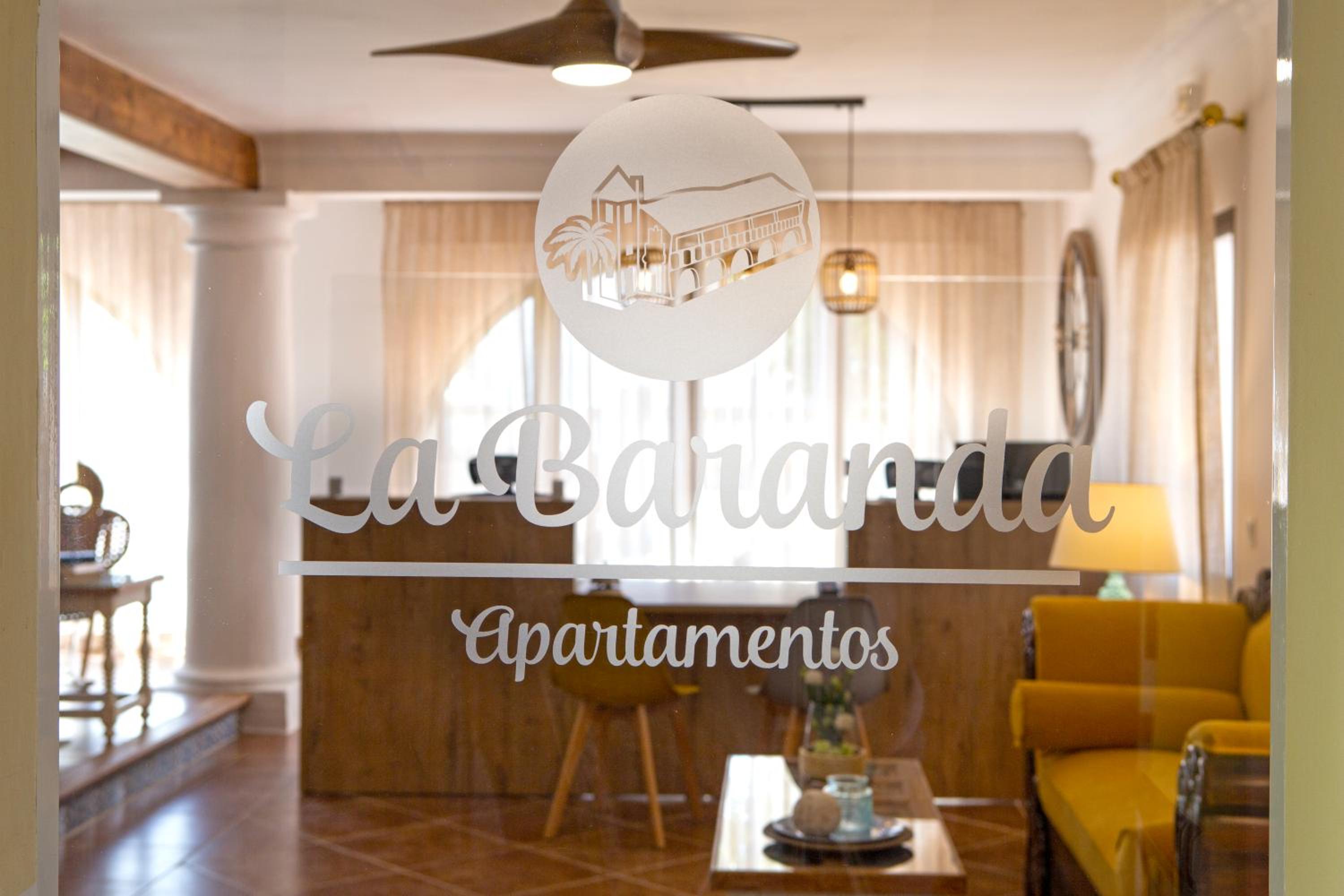 Apartamentos La Baranda