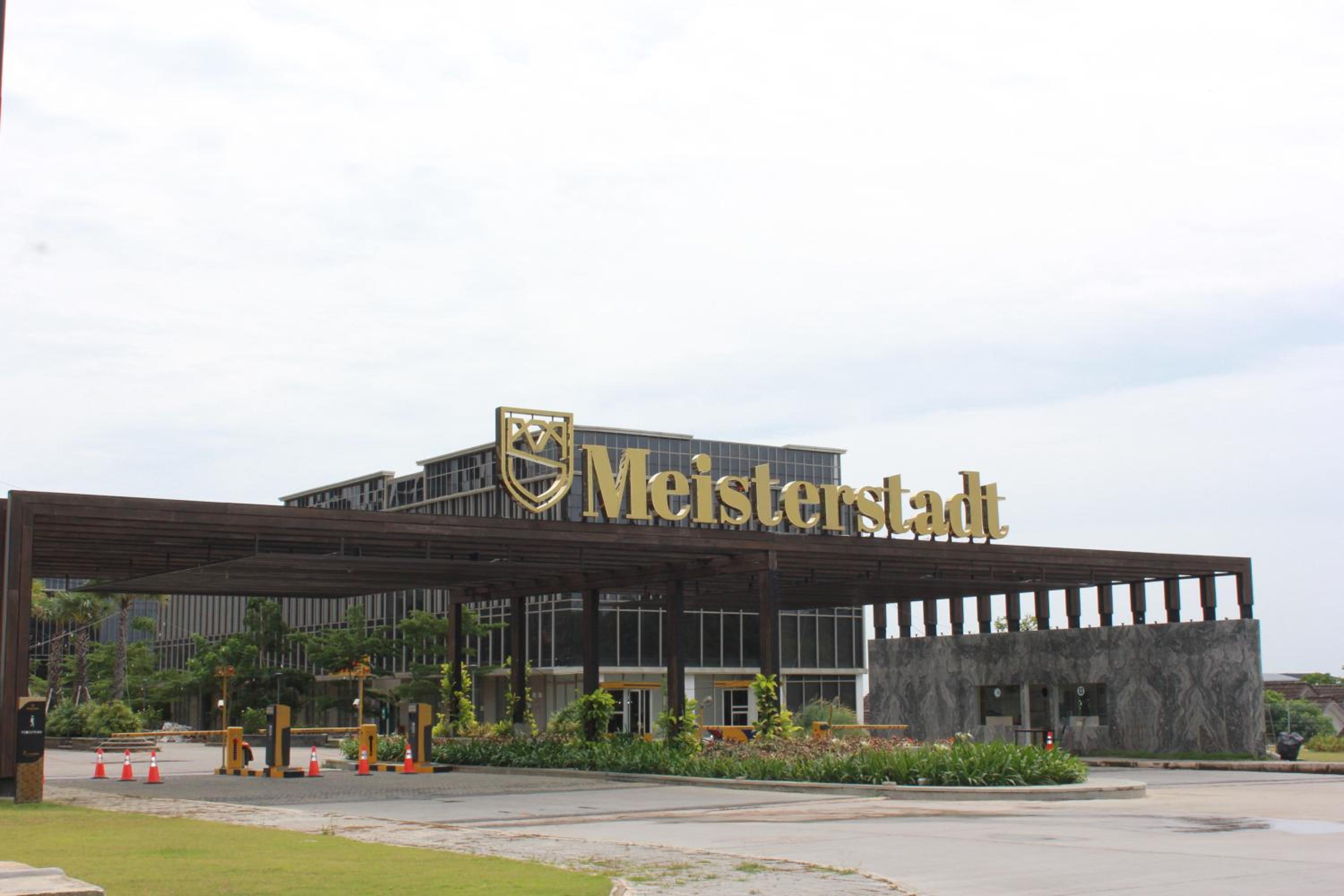 Galeno Pollux Habibie, Batam Center - 11