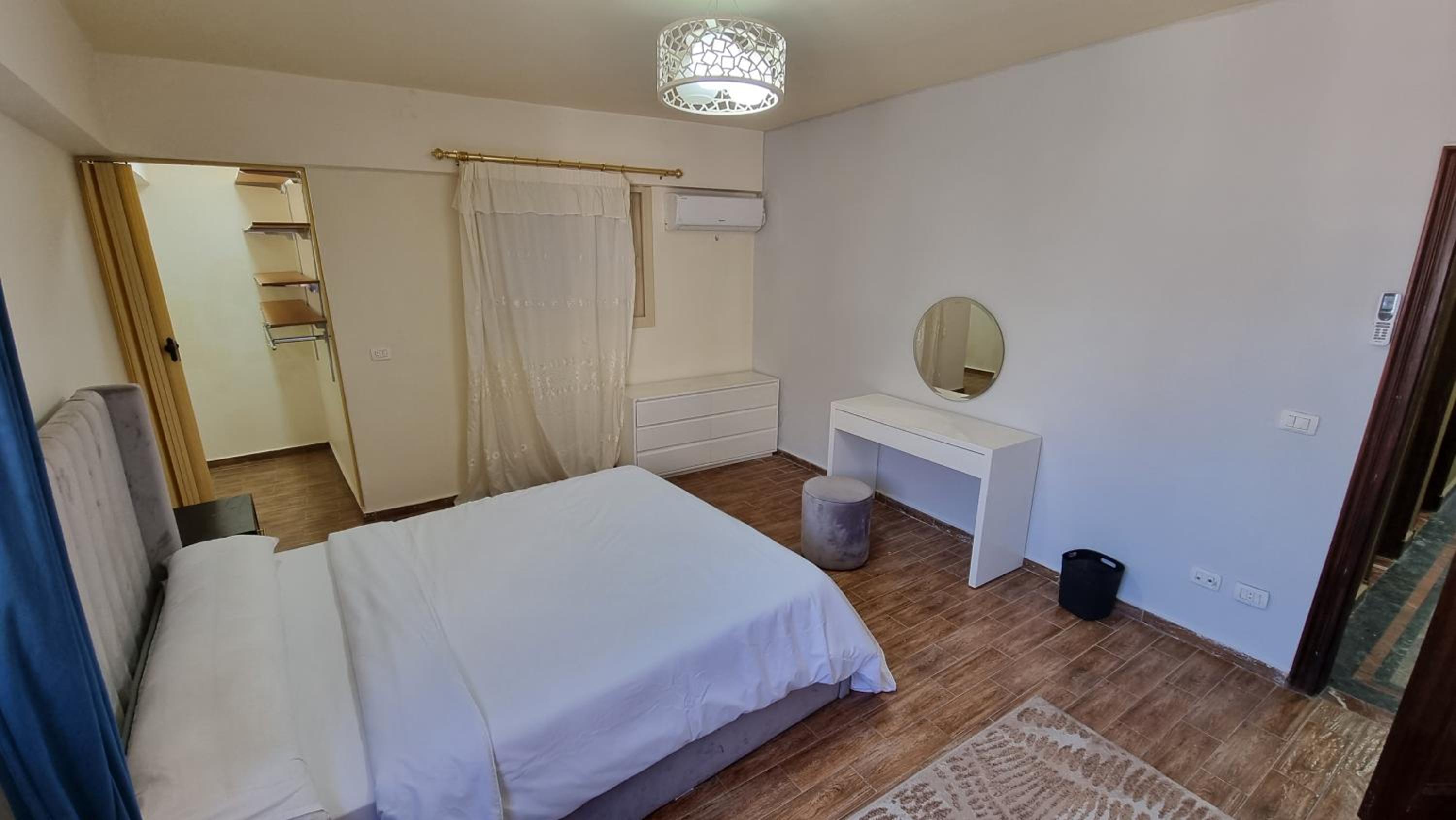 Midpoint Sea View - families only - Image 4