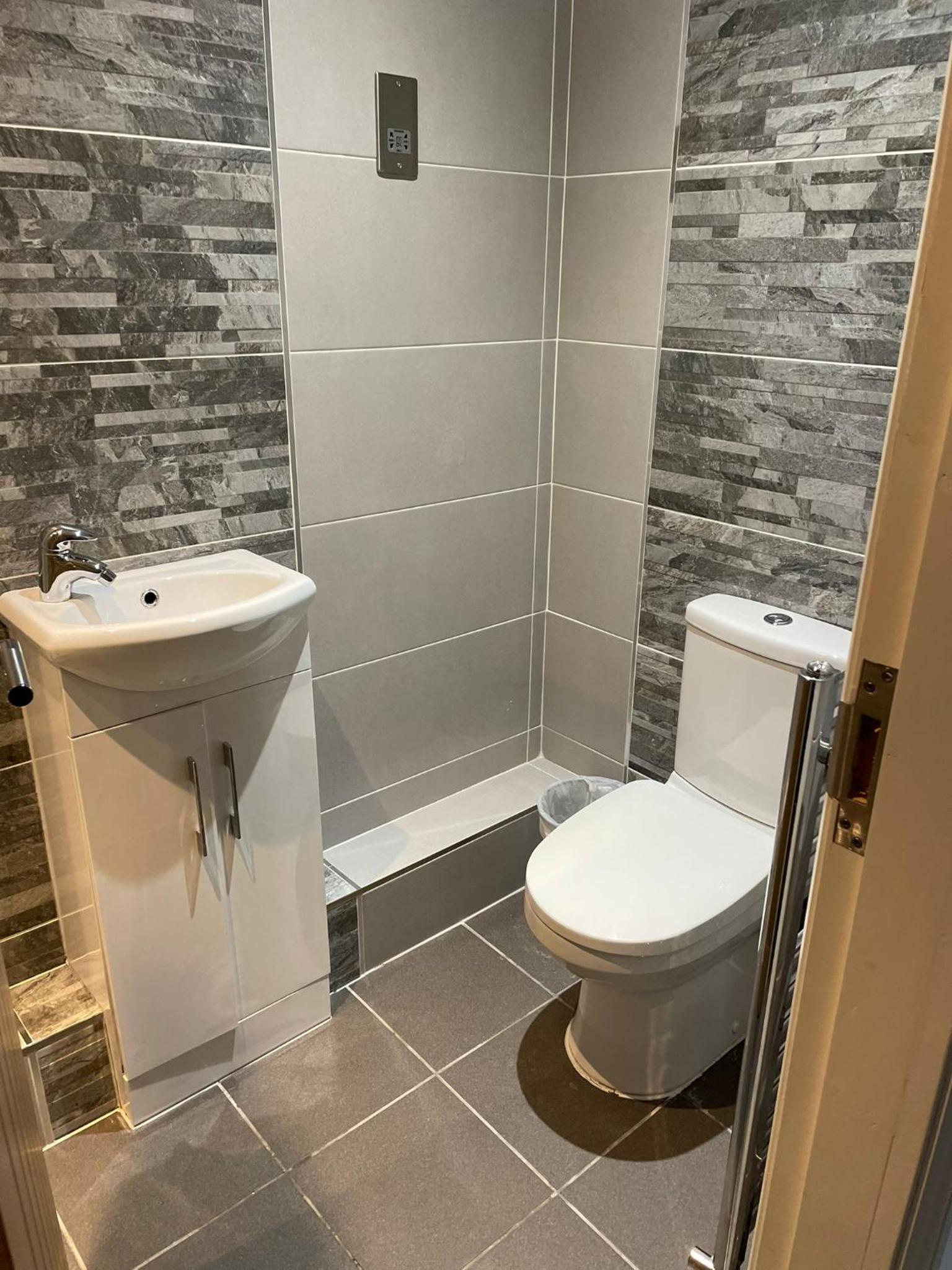 City Centre Duplex Sleeps 4 #H9 view 4